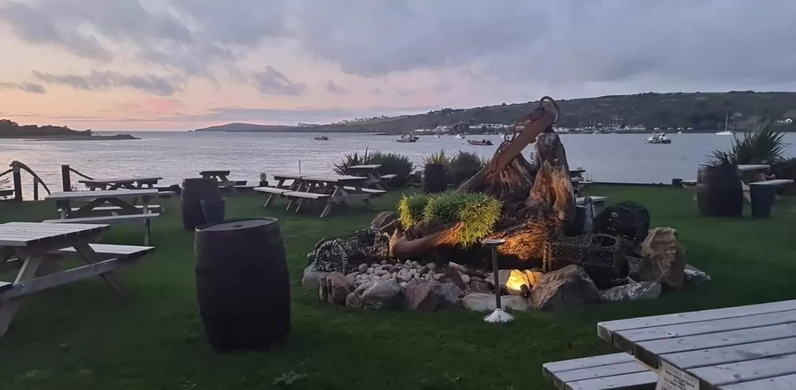 Garden in The Teifi Waterside Hotel