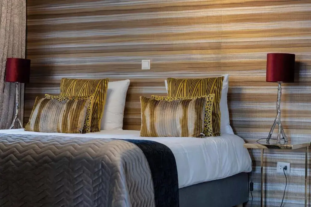 King Room with Balcony in Boutique Hotel Slenaker Vallei - Buitengewoongenieten King Room with Balcony in Boutique Hotel Slenaker Vallei - Buitengewoongenieten