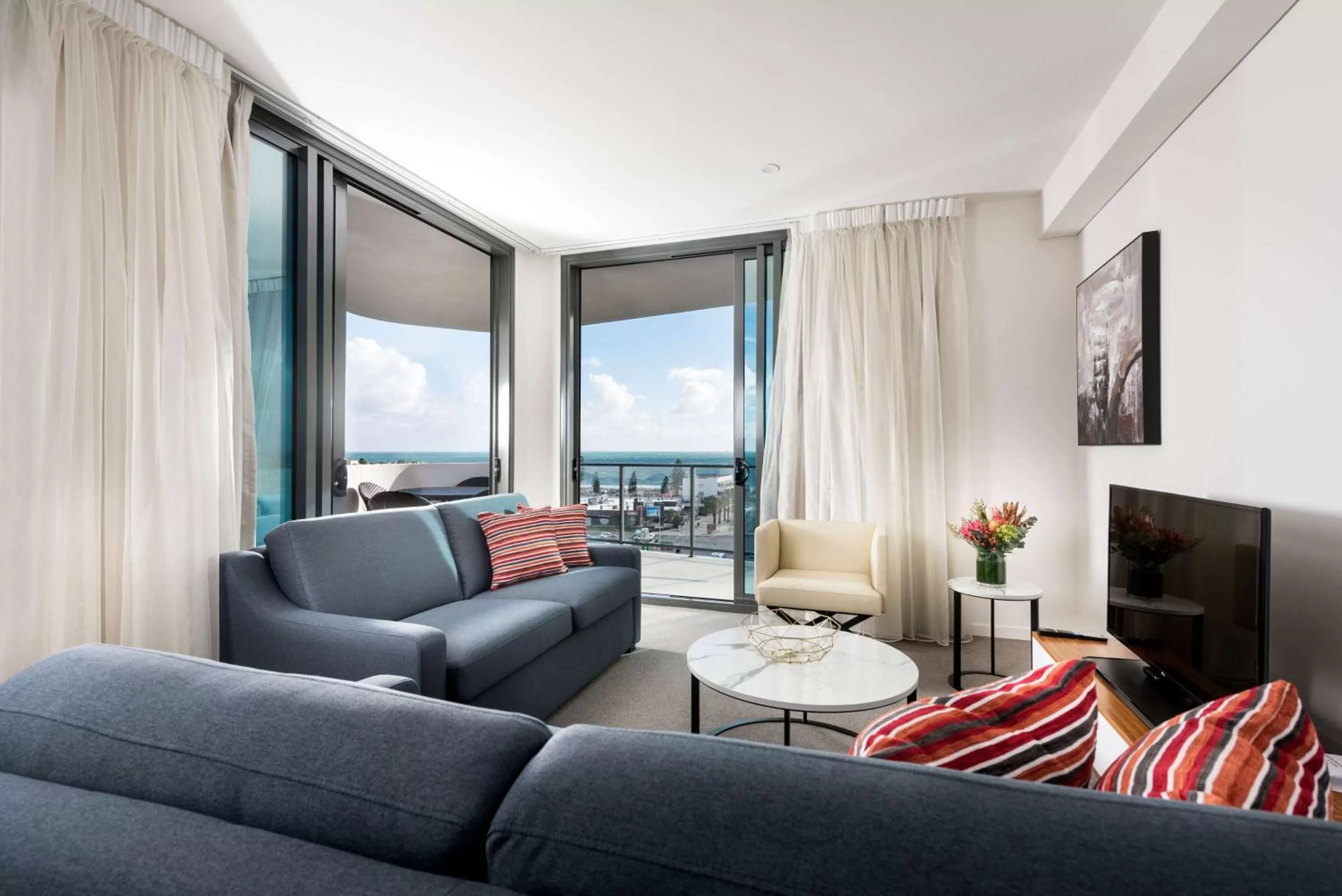 Photo of the whole room in Ramada by Wyndham VetroBlu Scarborough Beach