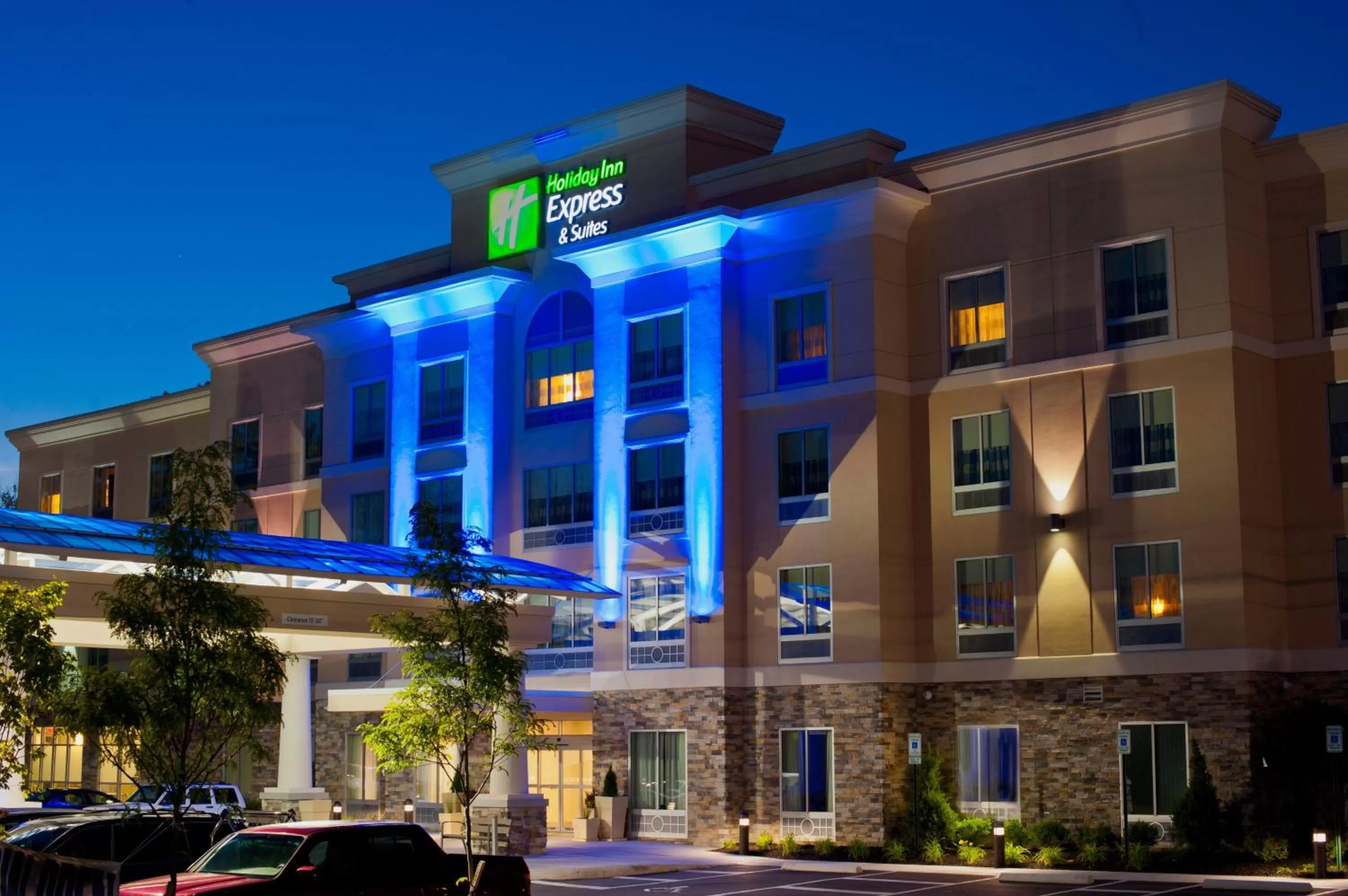 Property building in Holiday Inn Express & Suites Columbus - Easton Area by IHG