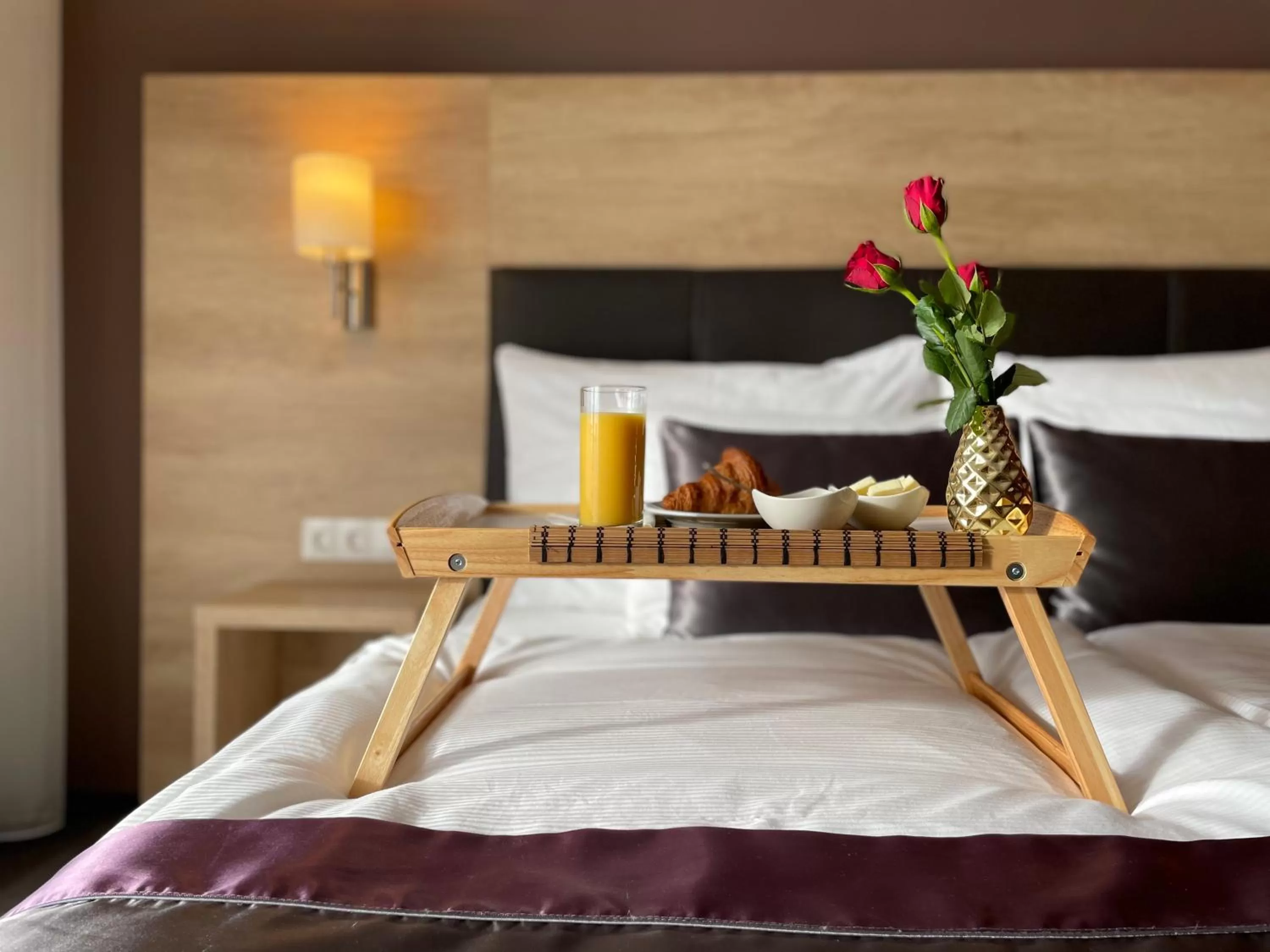 Bedroom, Bed in Villa Aruba & Private SPA Suites