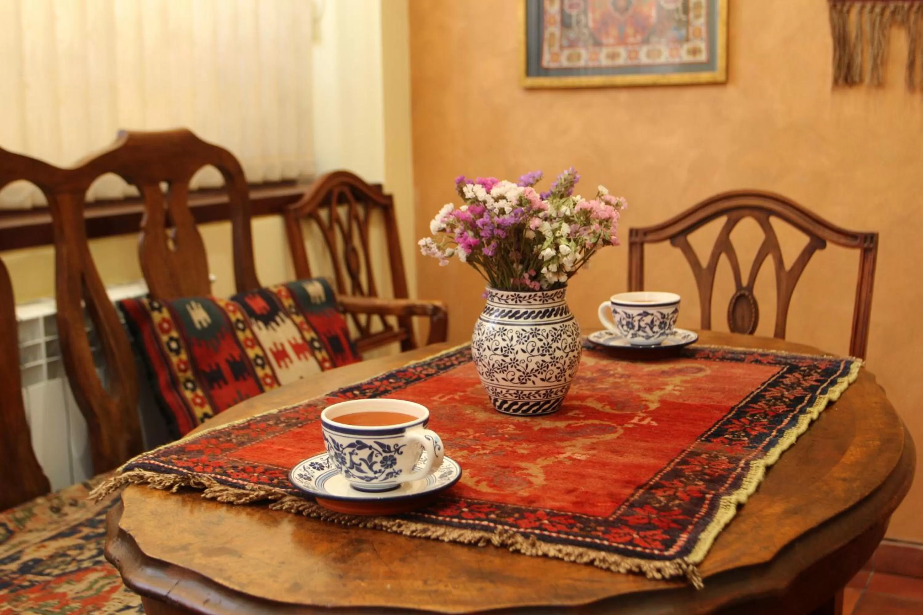 Lounge or bar in Silk Road Hotel