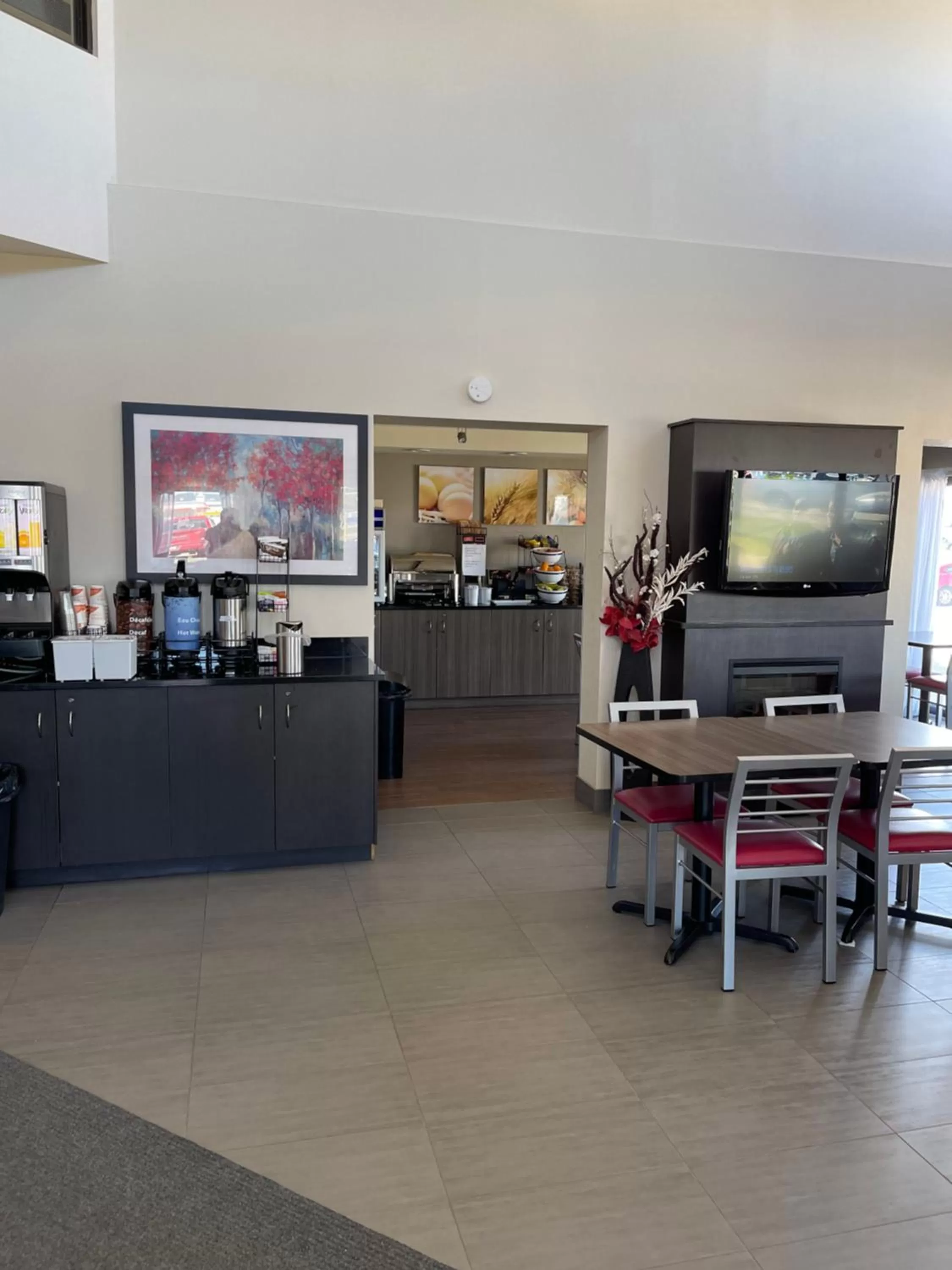 Breakfast in Comfort Inn Baie-Comeau