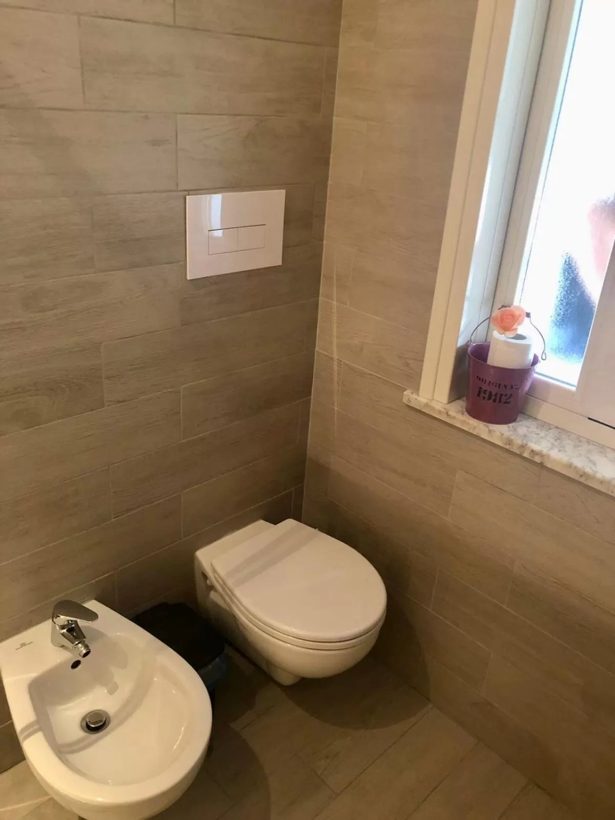 Bathroom in Museum Inn Napoli