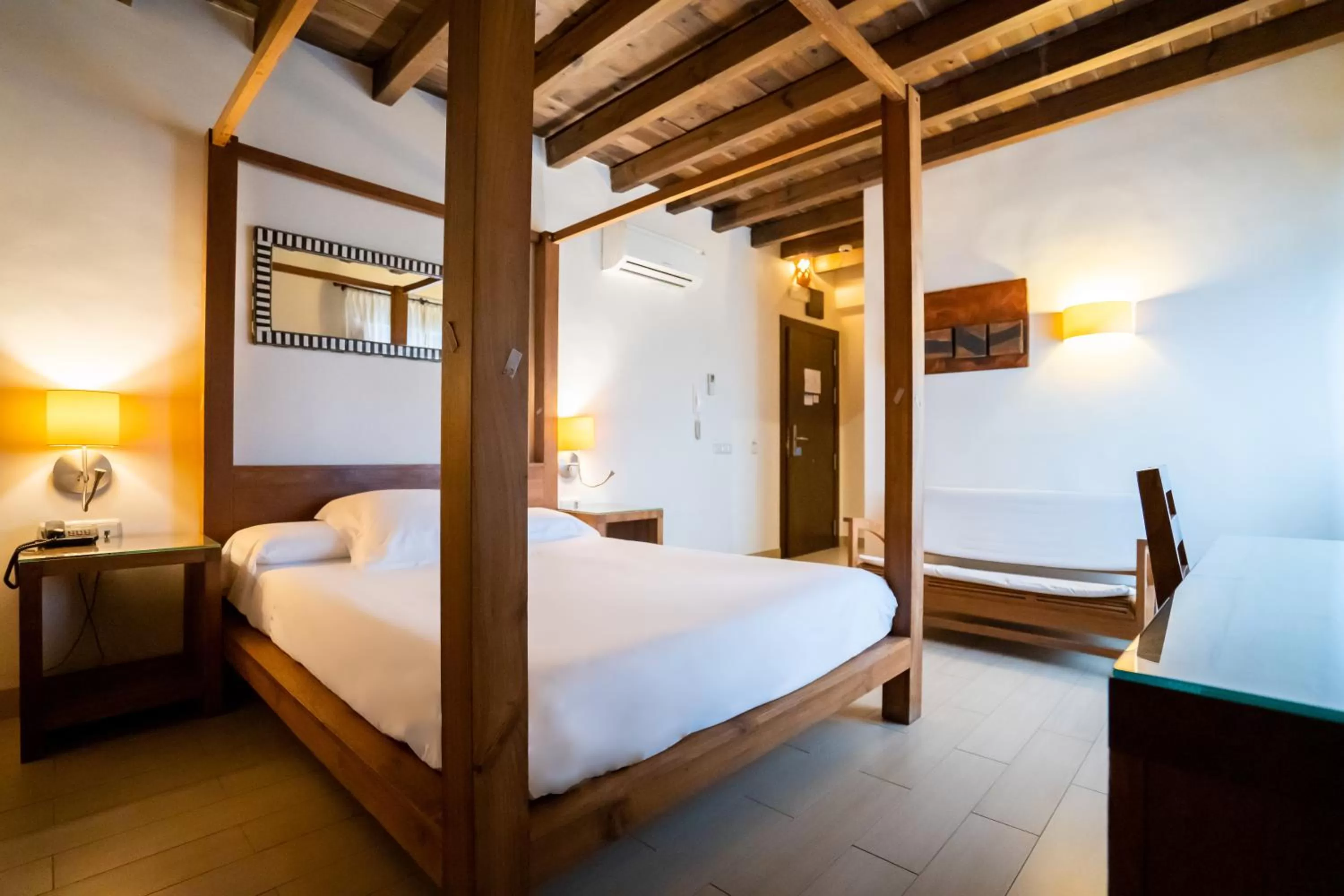 Bedroom, Bed in YIT Abentofail