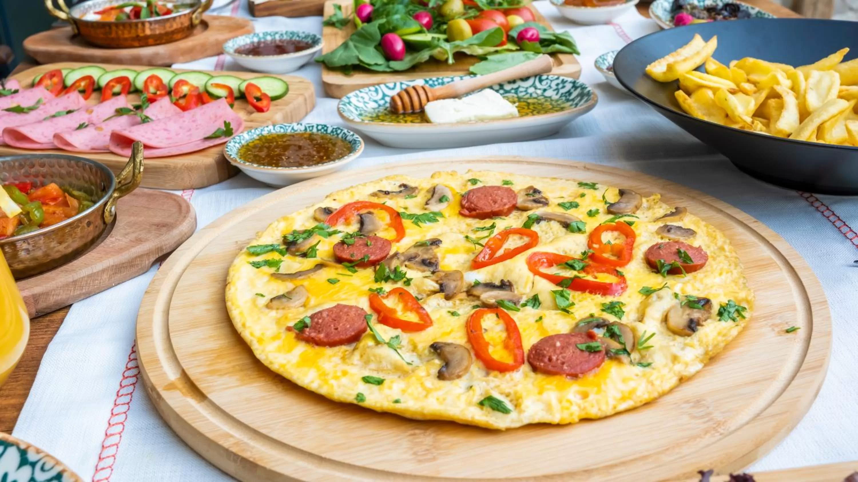 Breakfast, Food in Ariel Hotel Alaçatı