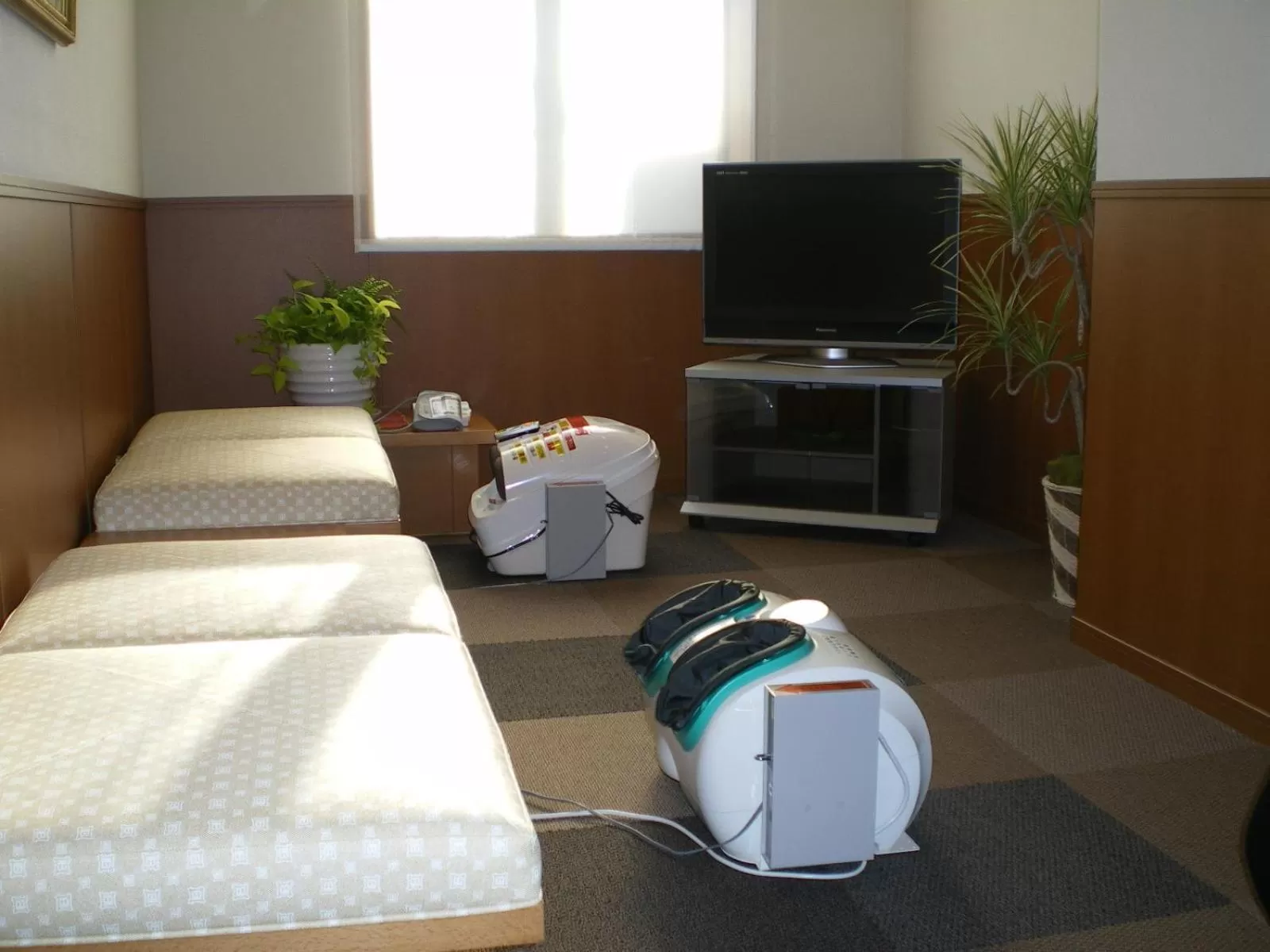 TV and multimedia in Hotel Route-Inn Tomakomai Ekimae