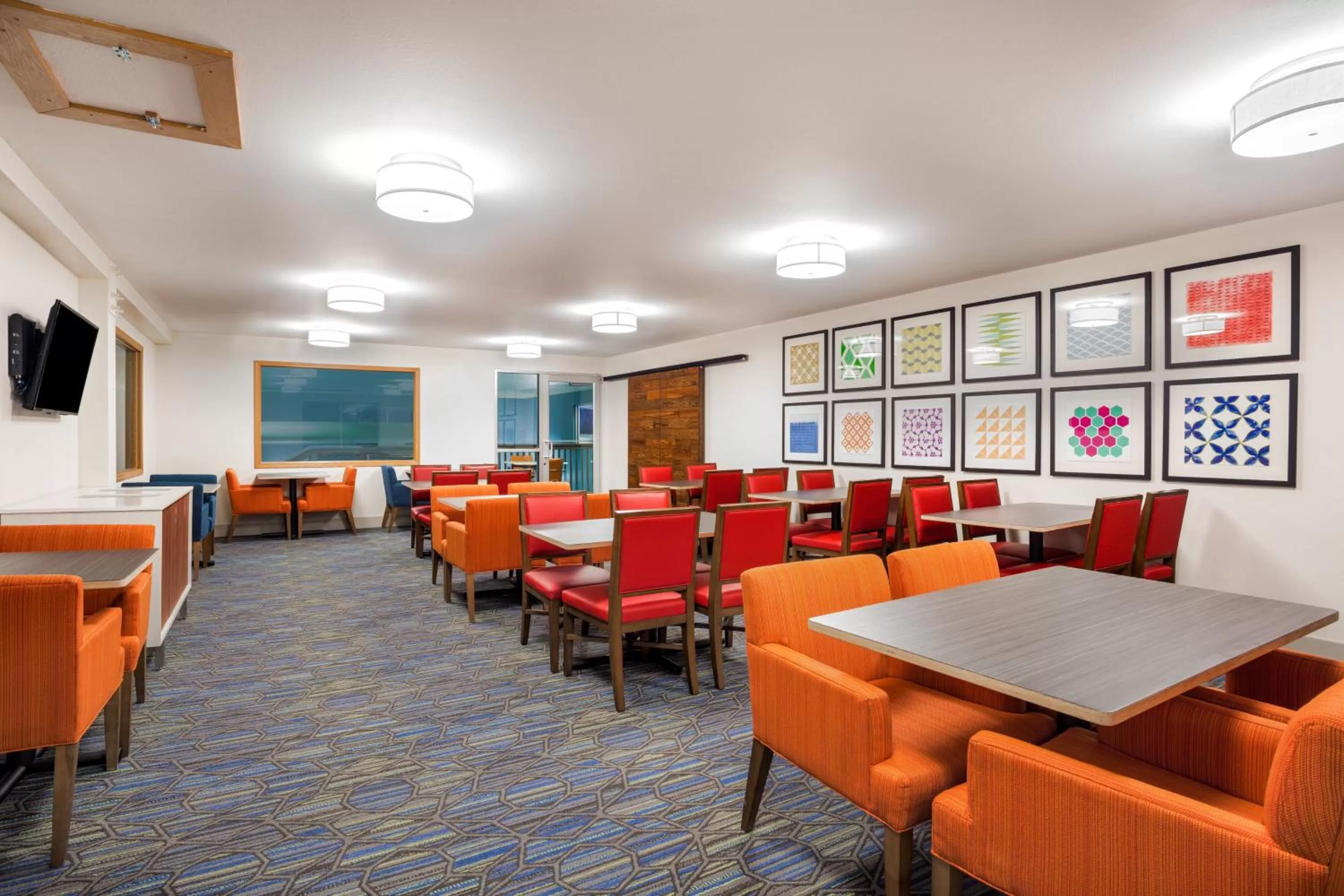 Meeting/conference room in Holiday Inn Express Wisconsin Dells by IHG