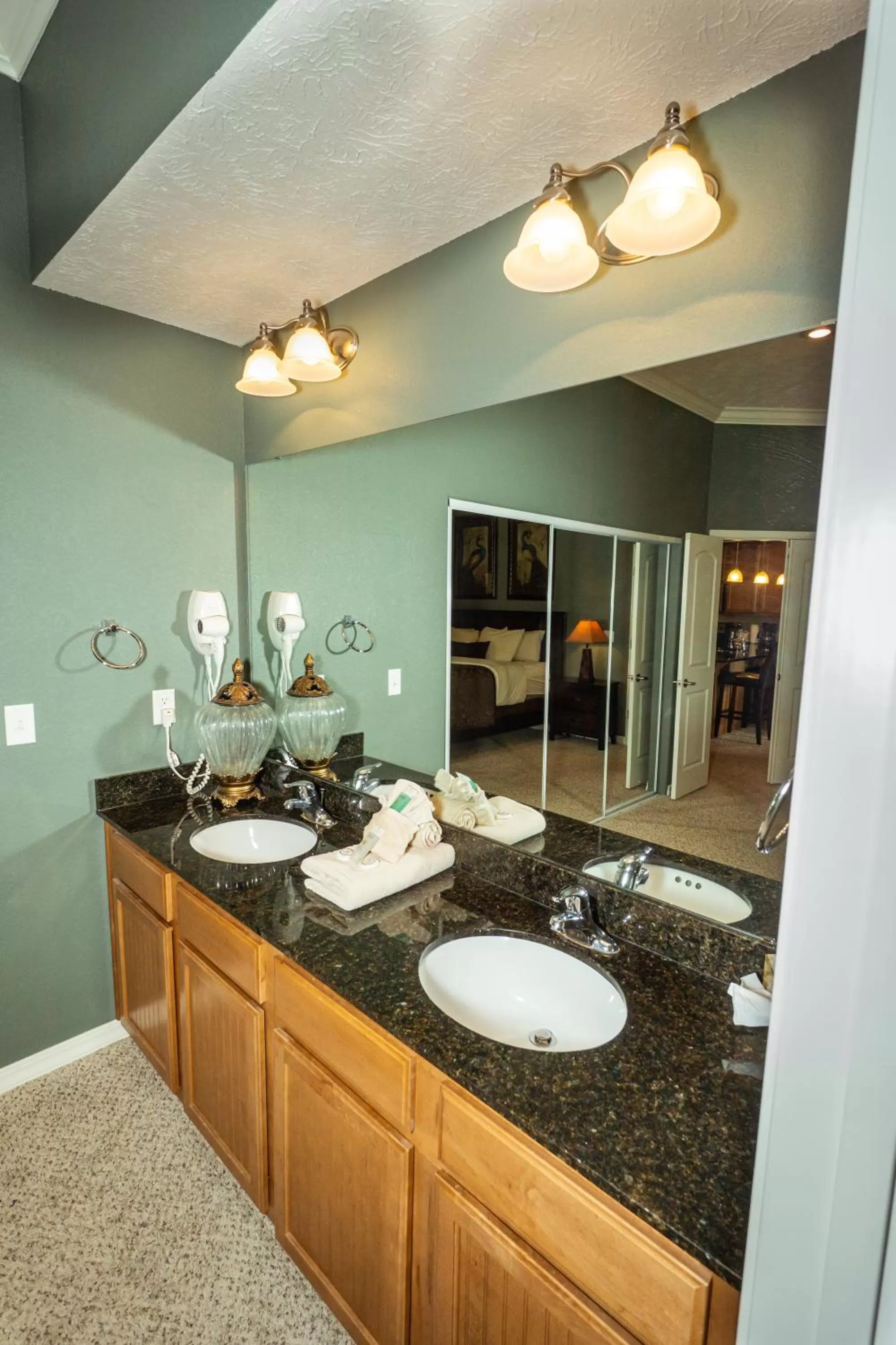 Bedroom in Majestic at Table Rock