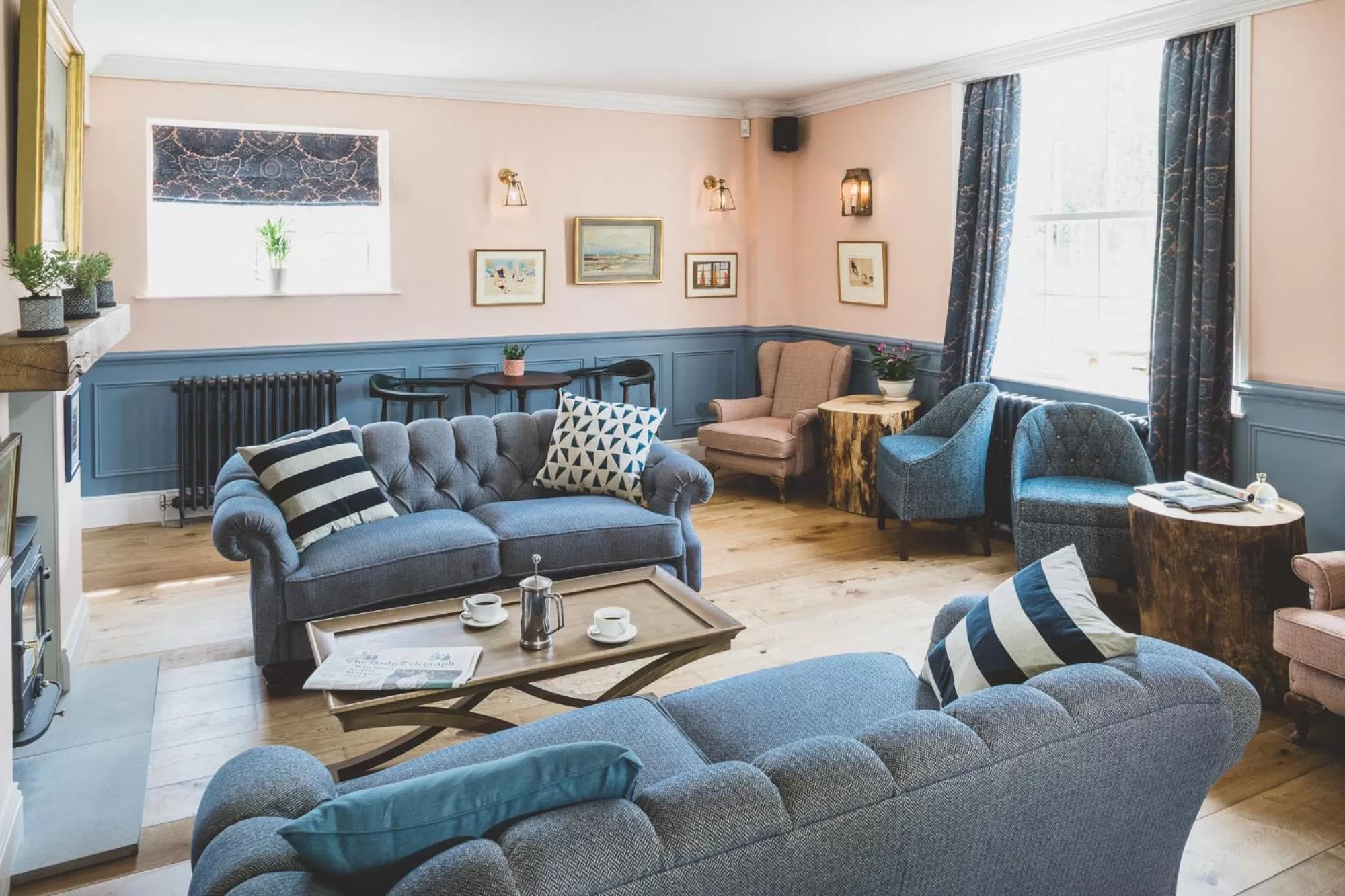 Lounge or bar in The Clive Arms