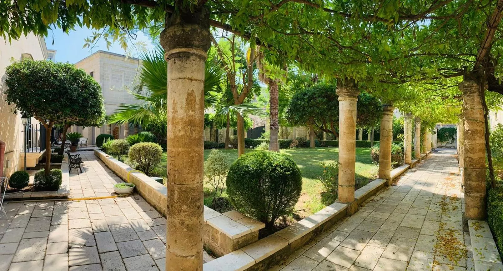 Garden in Sine Tempore B&B