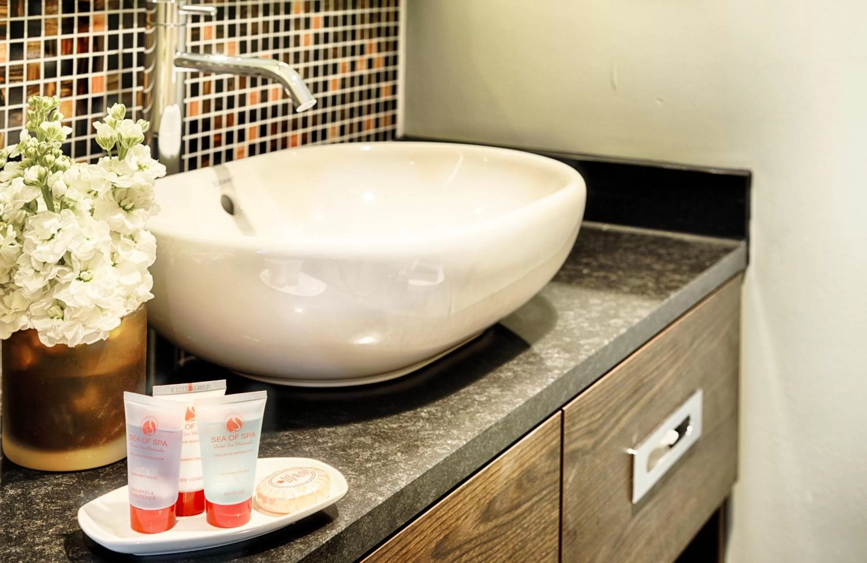 Bathroom in Leonardo Royal Hotel Ulm