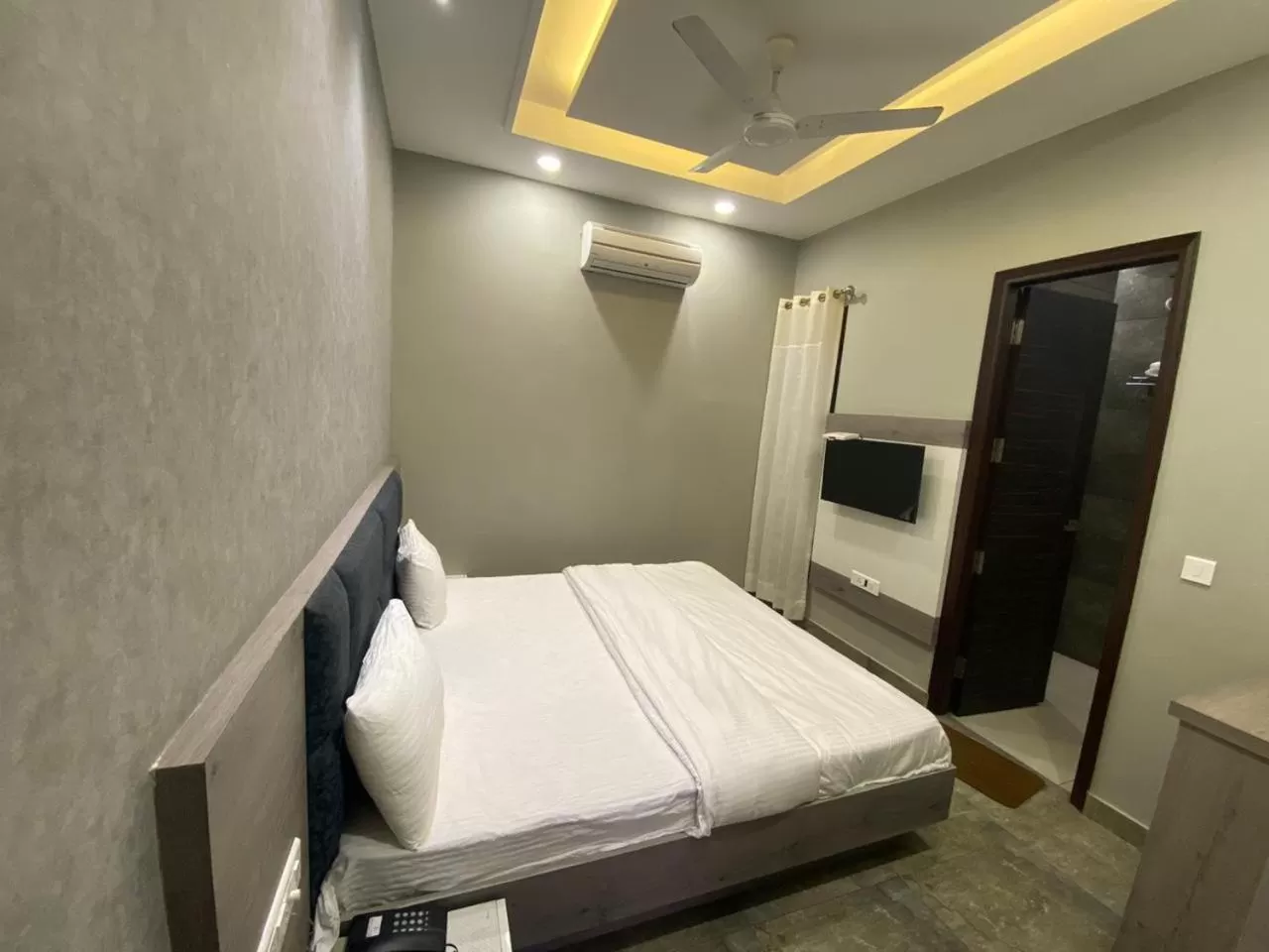 Hotel The Retro Regency