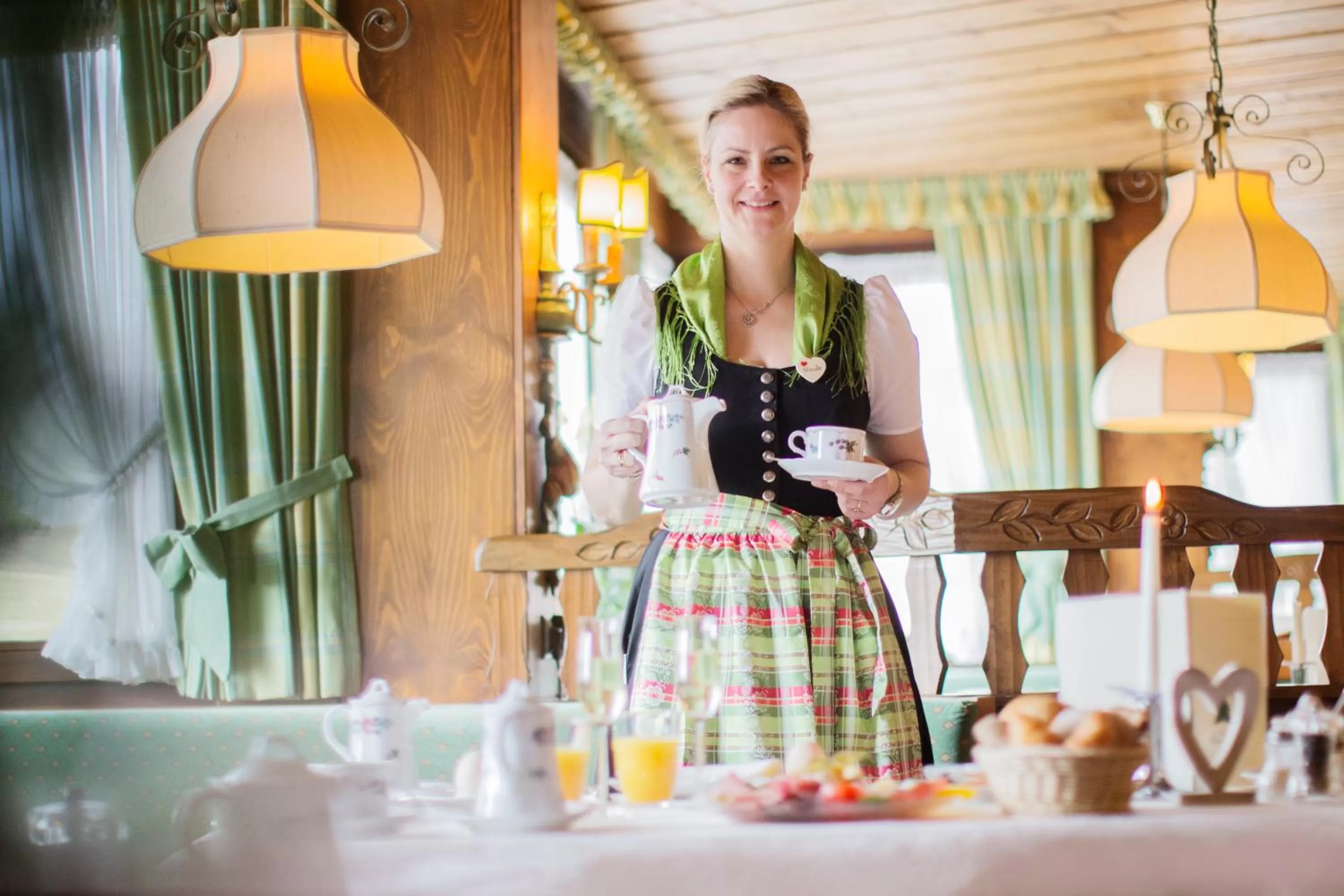 Breakfast in Kaisers Tanne - Premium Alles Inklusive Hotel