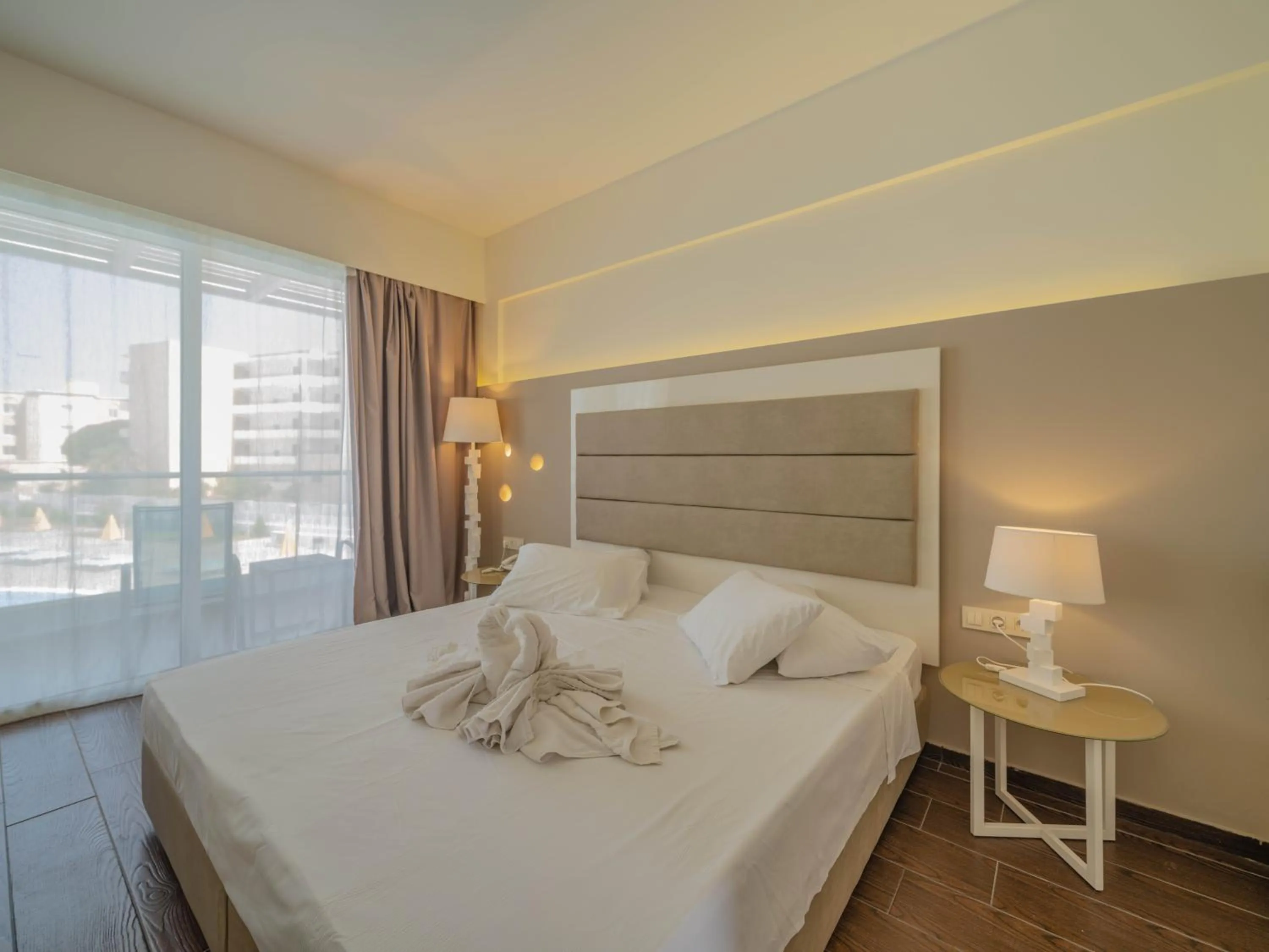 Bed in Sunshine Rhodes