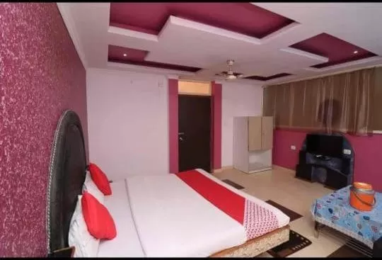 Photo of the whole room in Hotel Rock View