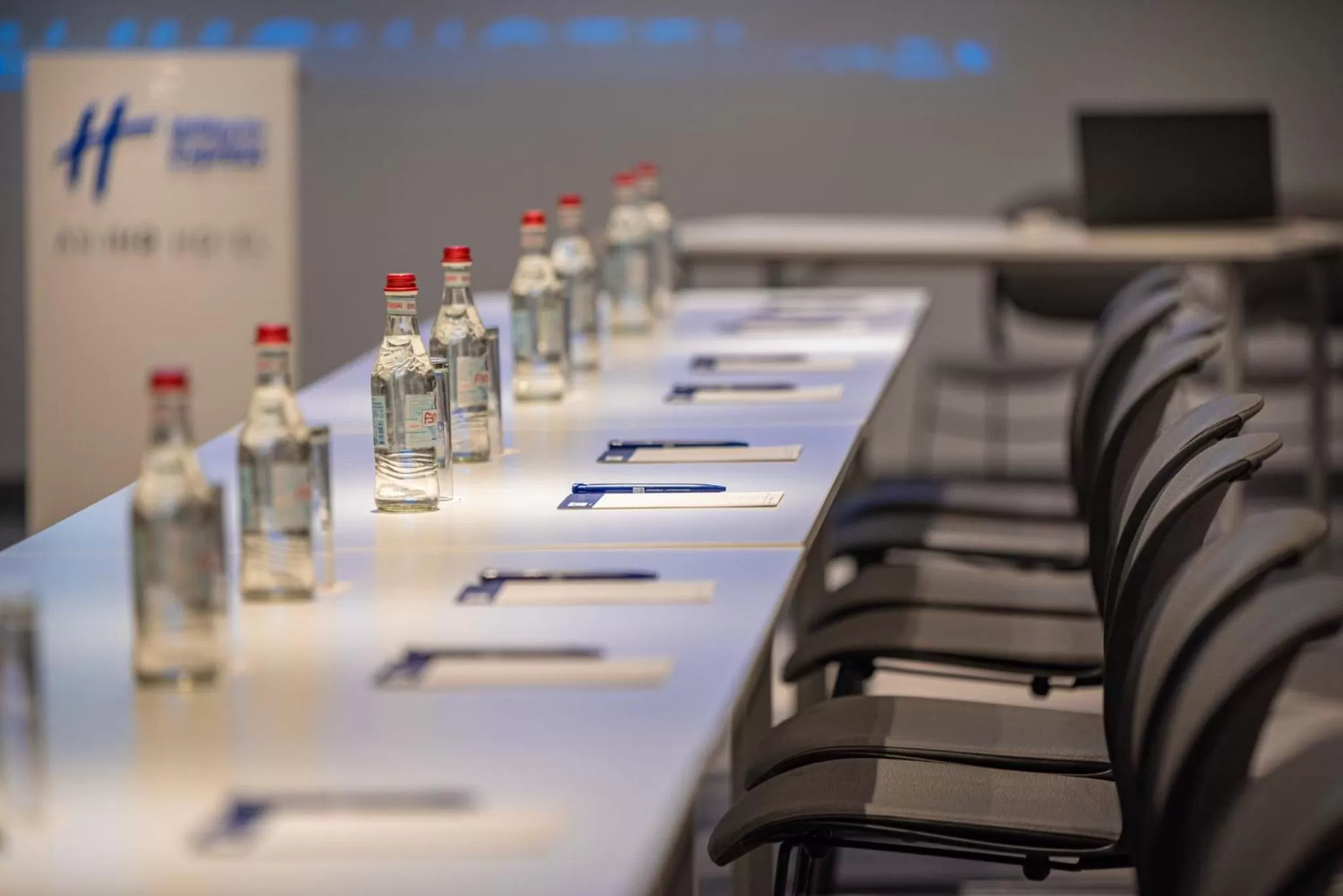 Meeting/conference room in Holiday Inn Express - Yerevan by IHG