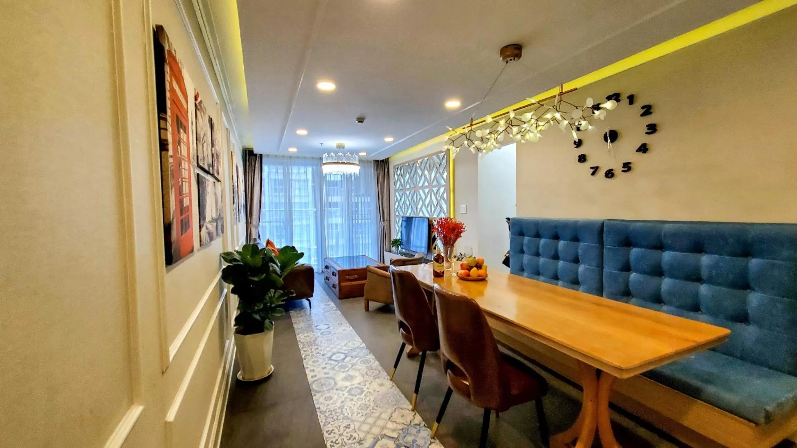 TV and multimedia in Scenic Valley Suite