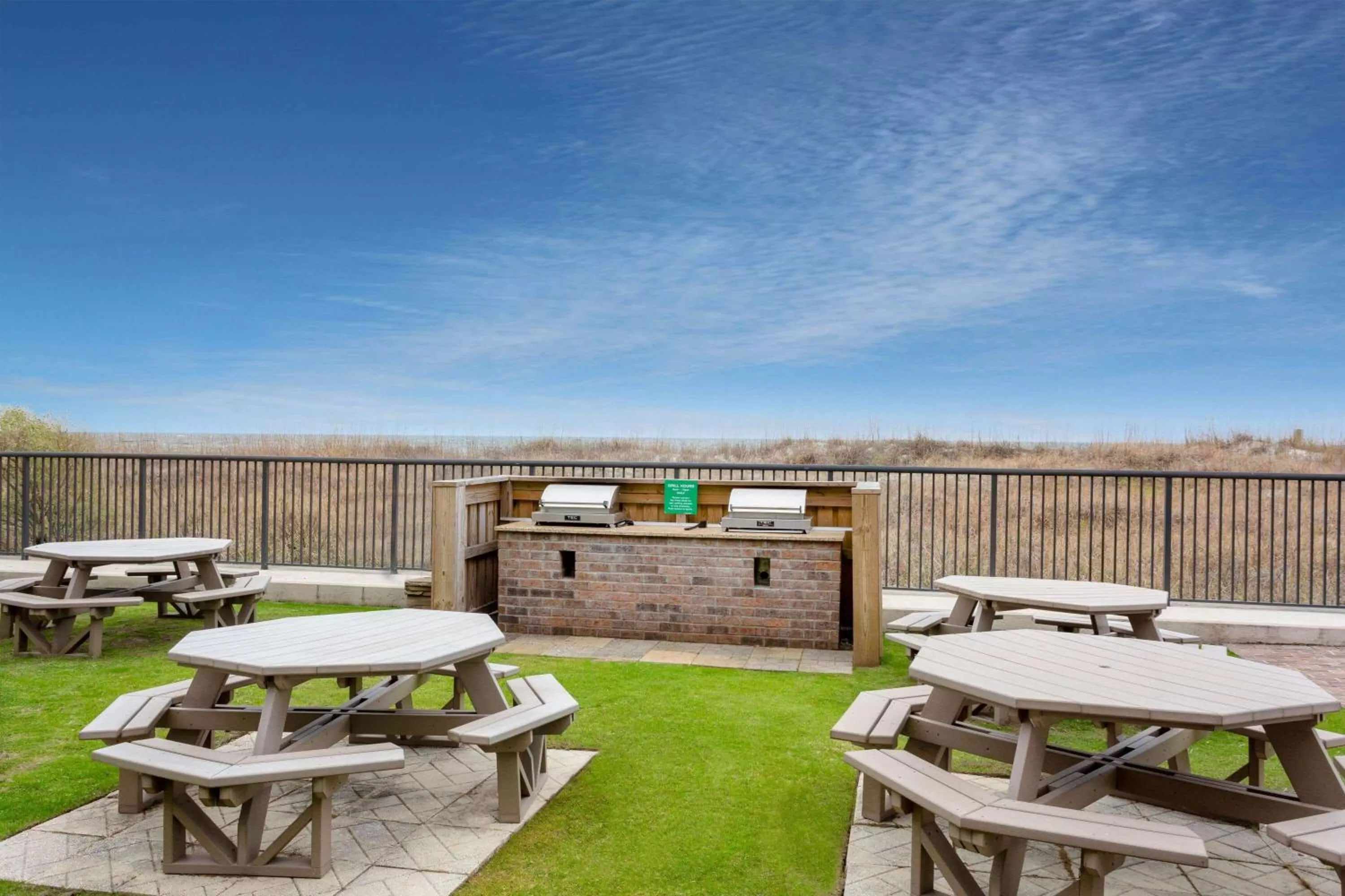 Restaurant/places to eat in Ocean Club Resort Myrtle Beach a Ramada by Wyndham