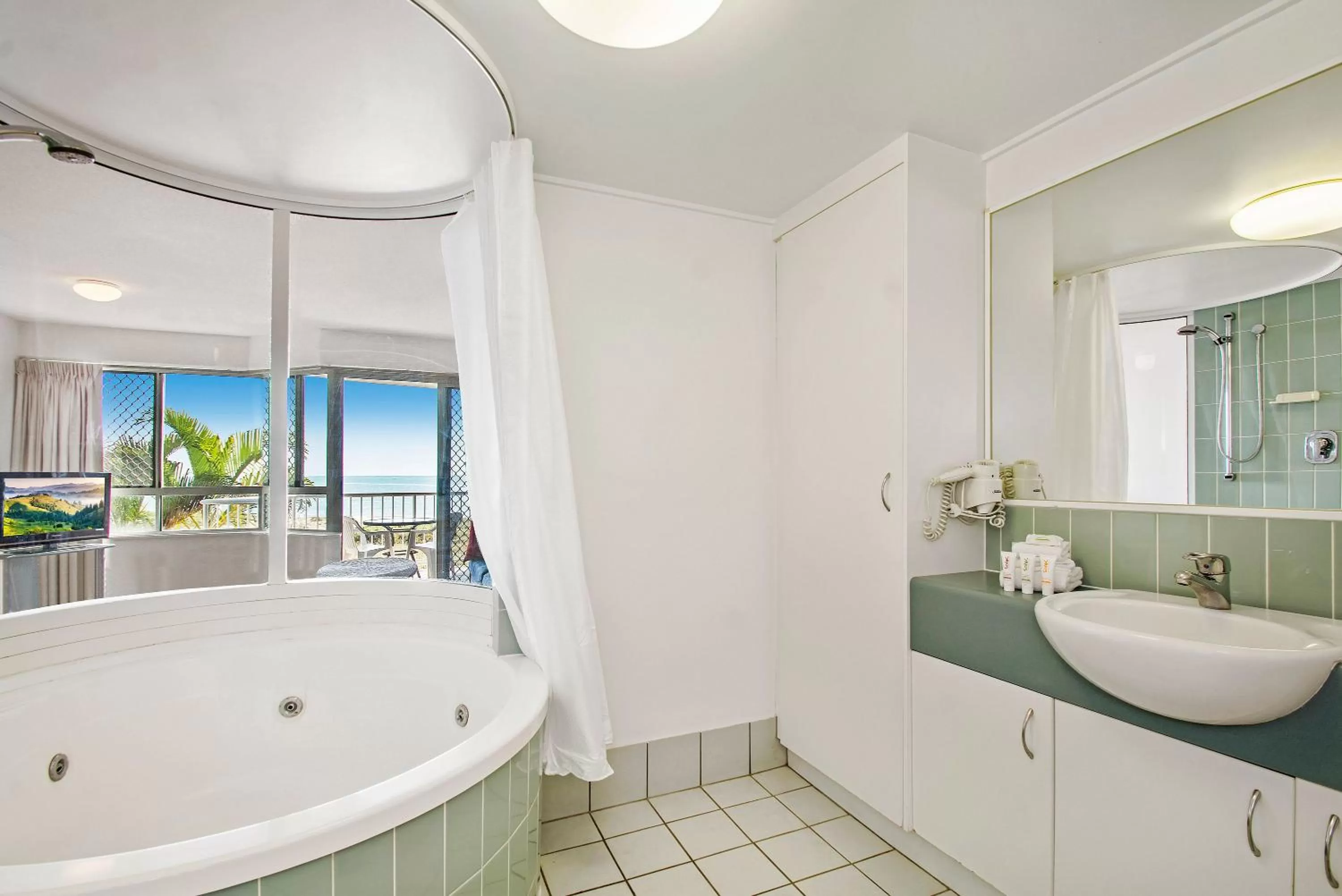 Bathroom in BreakFree Great Sandy Straits