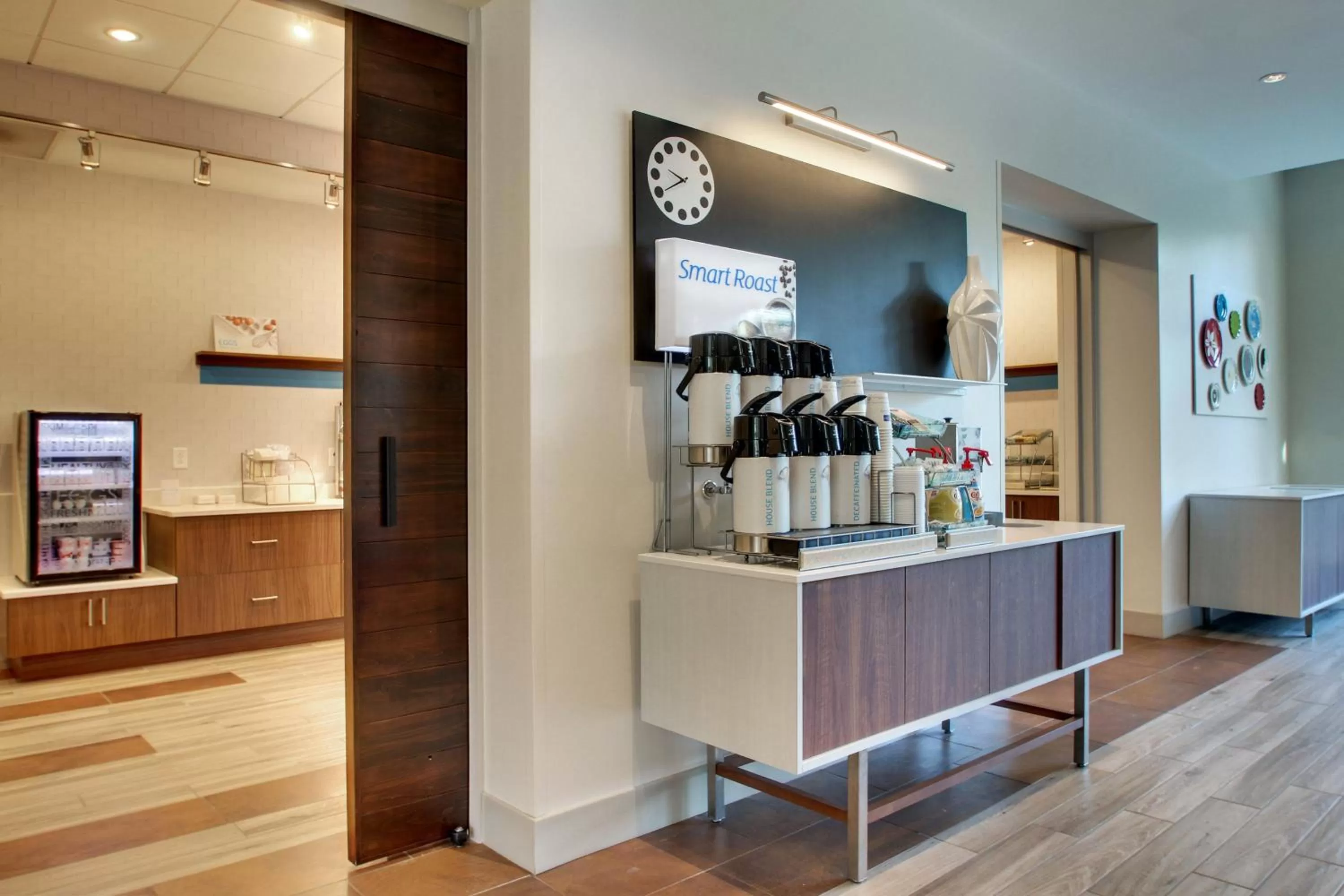 Breakfast in Holiday Inn Express & Suites Charleston NE Mt Pleasant US17 by IHG