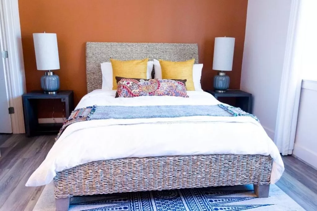 Bed in The Bishop Arts Hotel by Qresorts