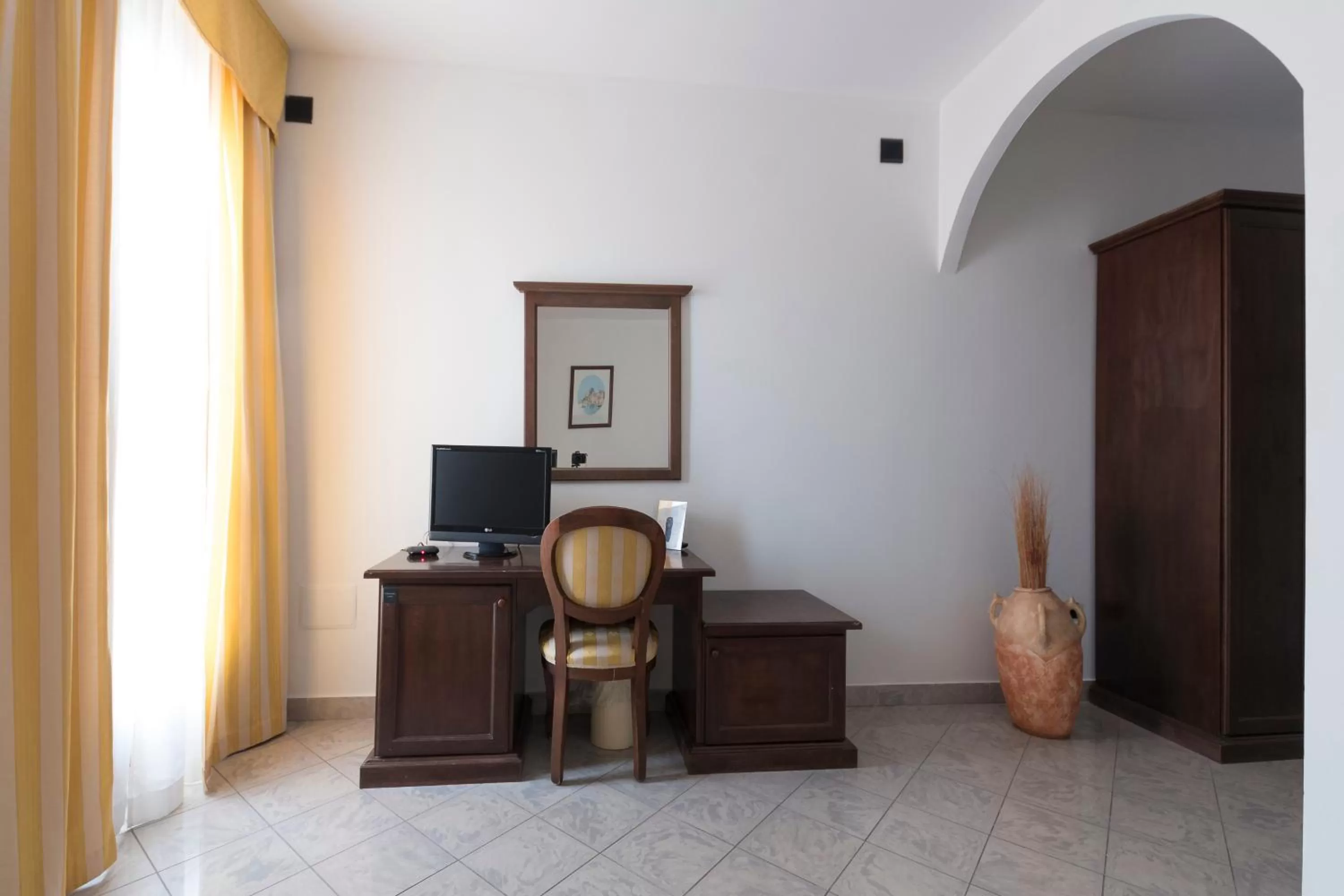 TV and multimedia in Hotel Stella 2000