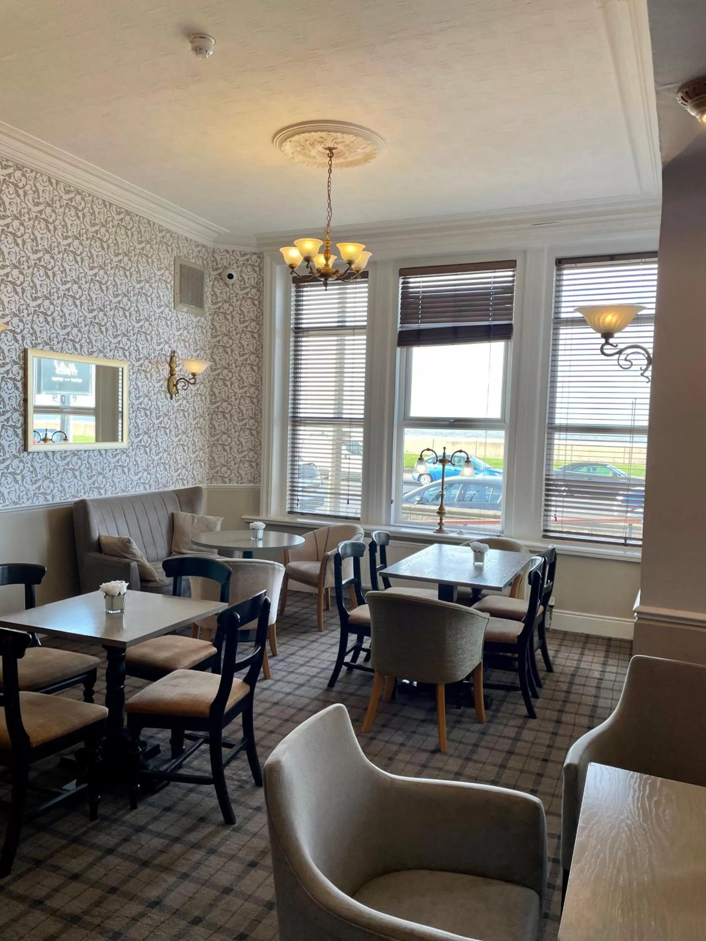 Lounge or bar in The Clarendon Hotel