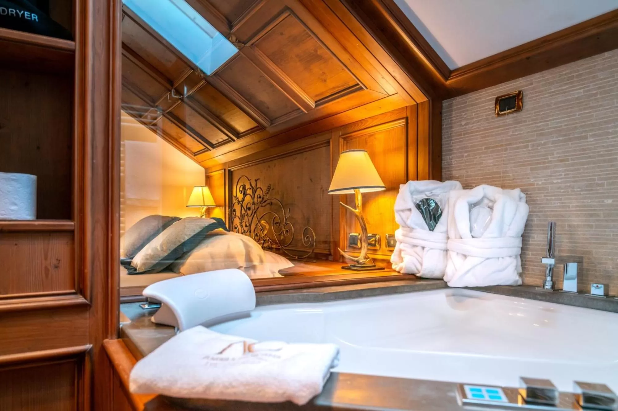 Bed in Ambra Cortina Luxury&Fashion Hotel