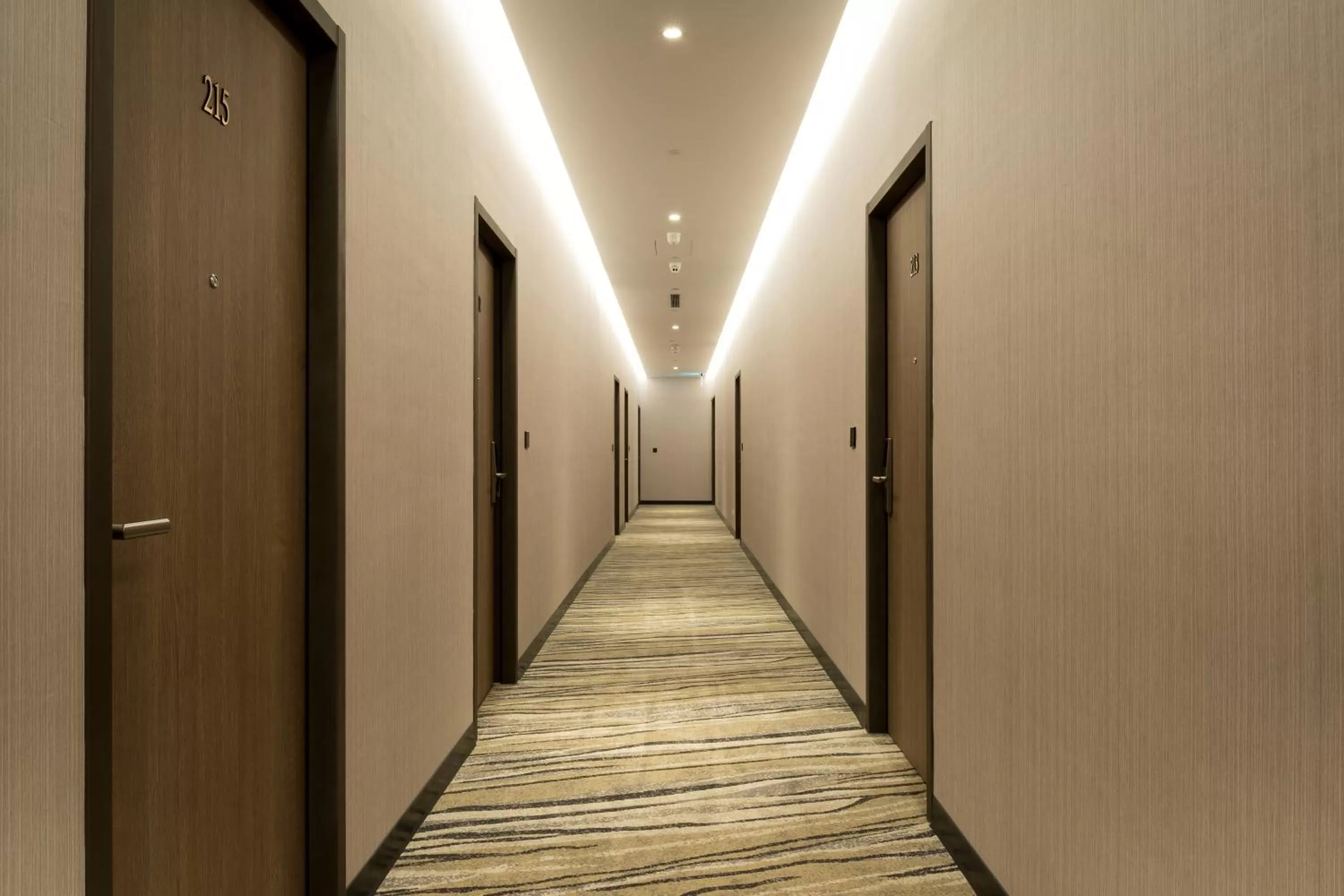 台南星鑽國際商旅 Hua Hotel