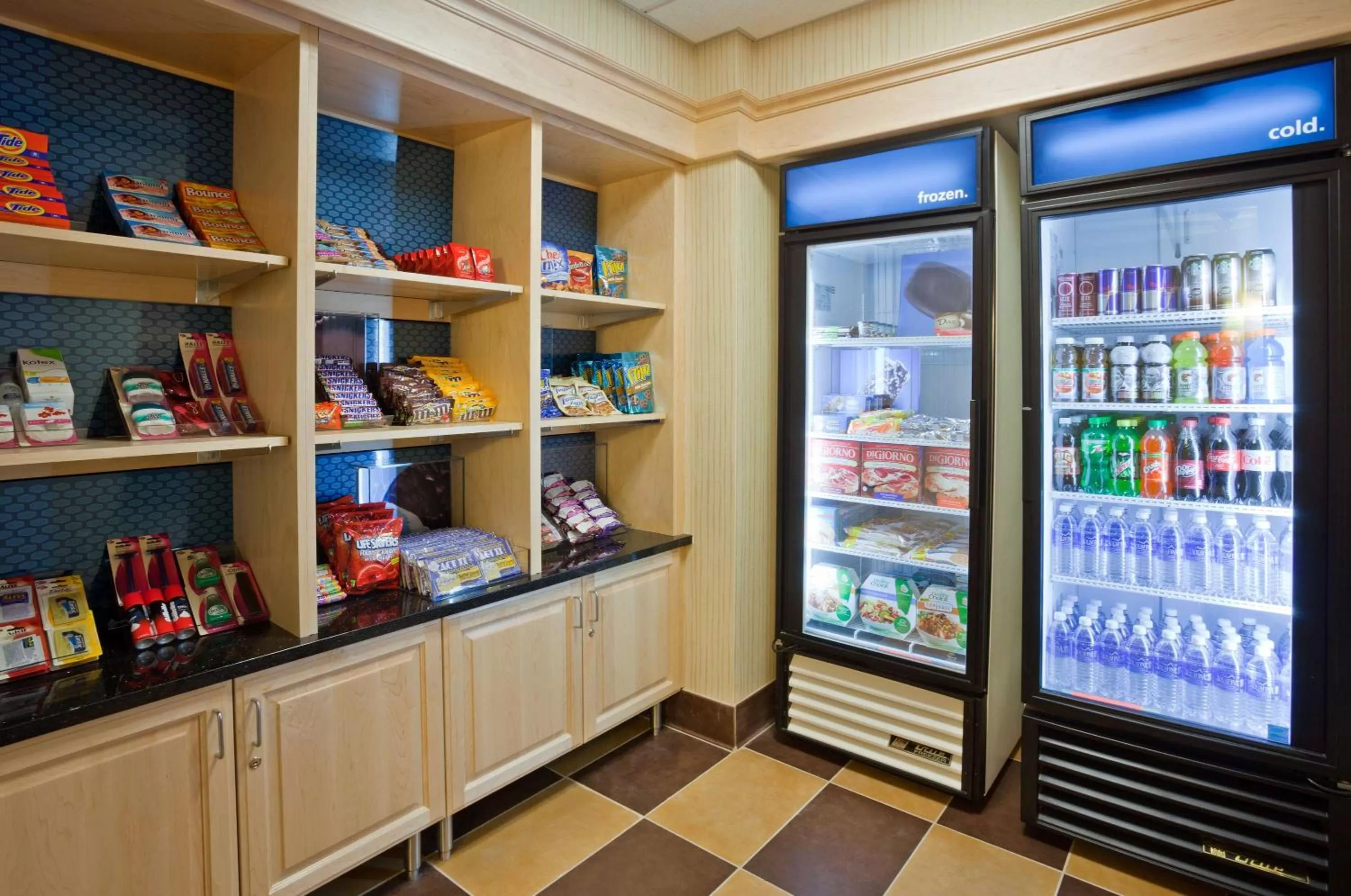 Breakfast in Hampton Inn & Suites Minot