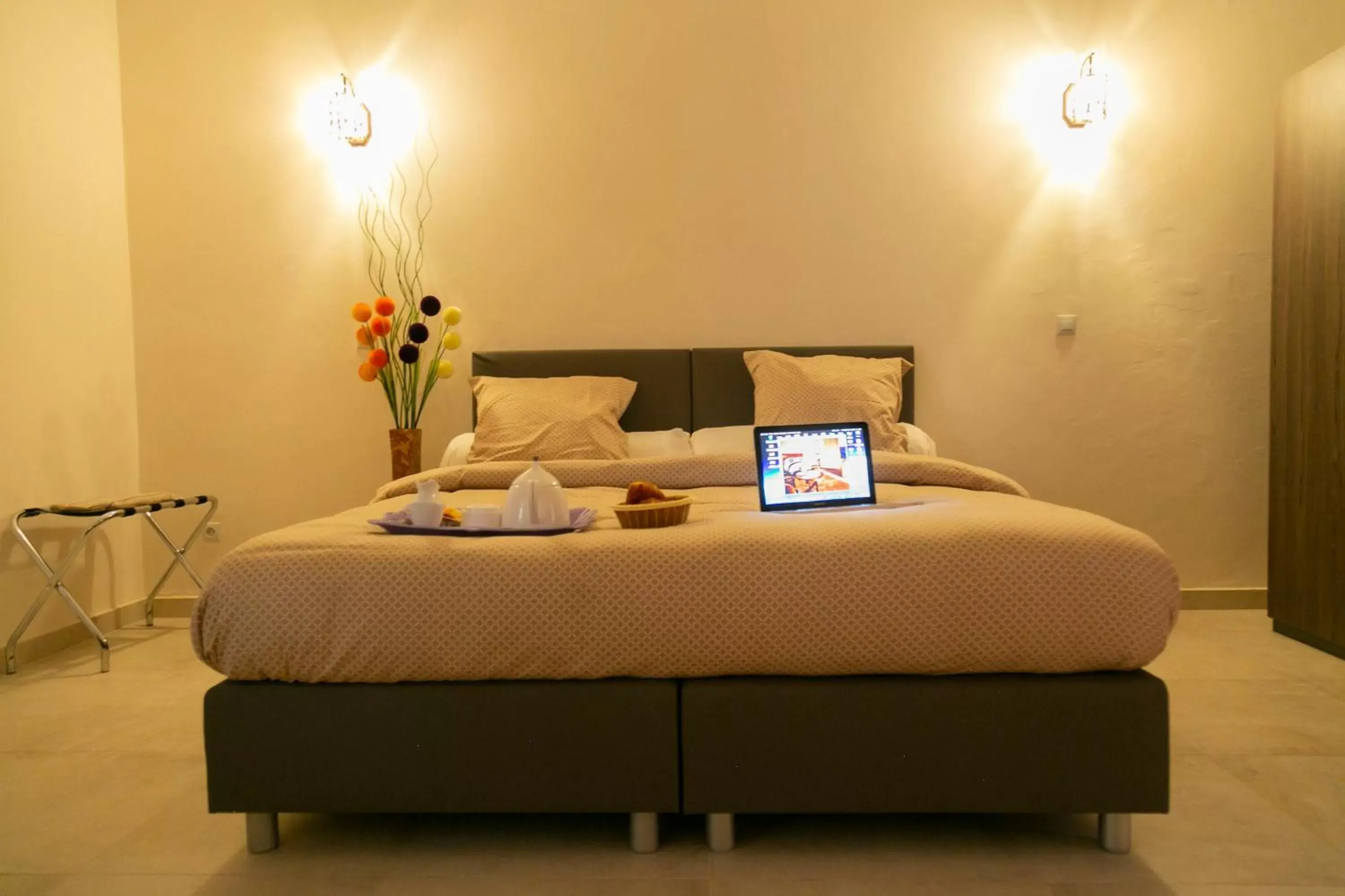 Deluxe Room (2 Adults + 1 Child) in J PAD Deluxe Room (2 Adults + 1 Child) in J PAD