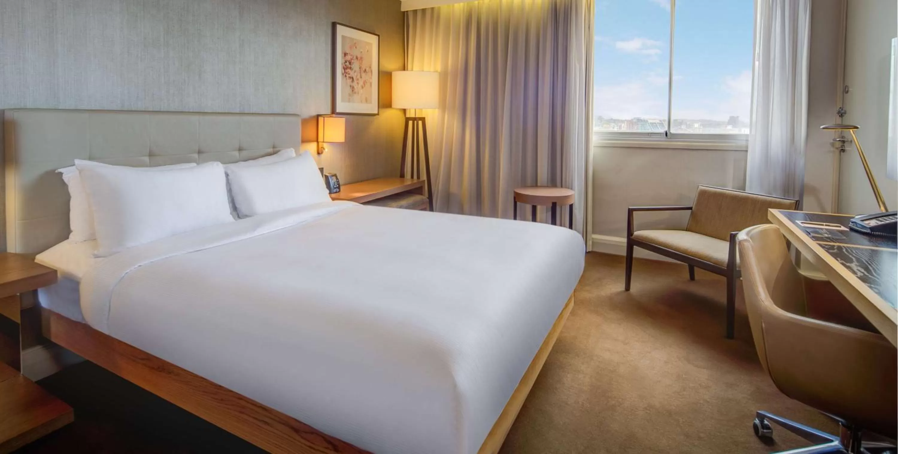 Hilton Deluxe Double Room in Hilton Leeds City