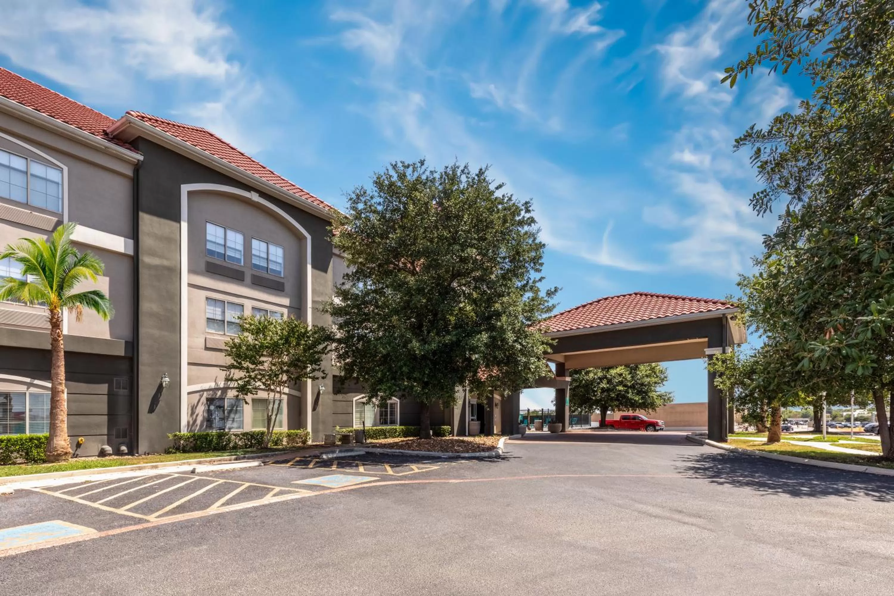 Property building in La Quinta by Wyndham New Braunfels