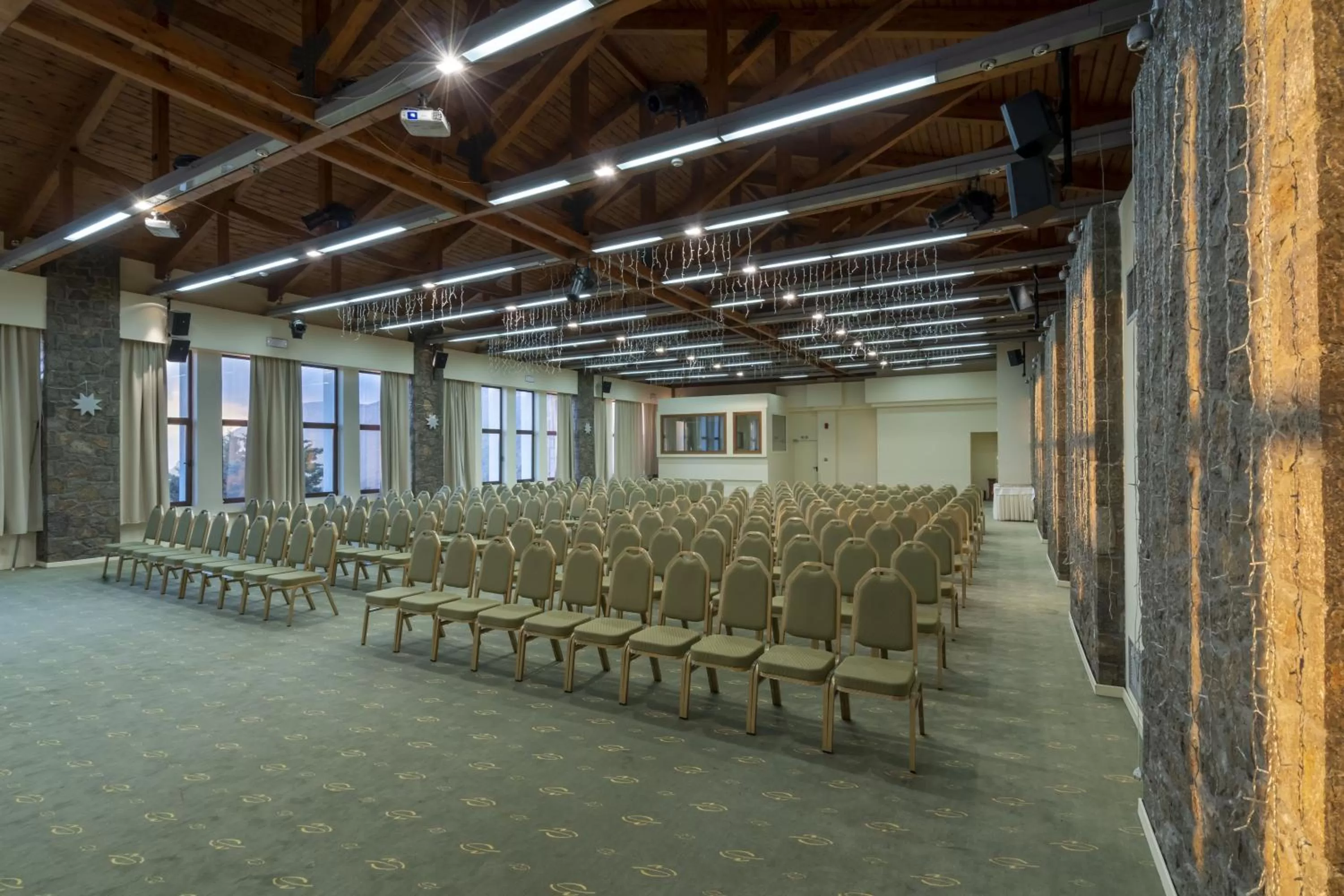 Banquet/Function facilities in Anemolia Mountain Resort