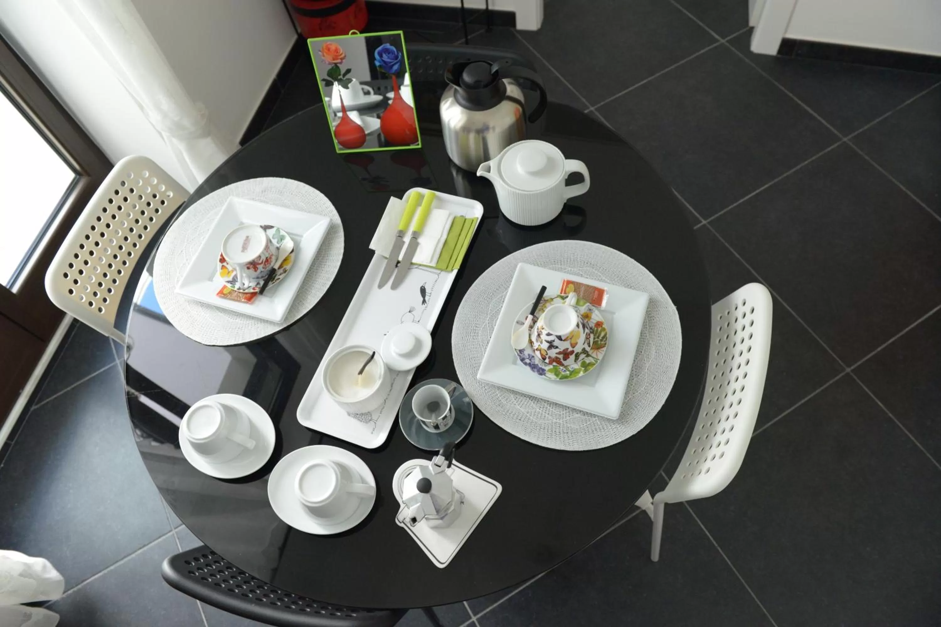 Dining area in Maria Vittoria Charming Rooms and Apartments