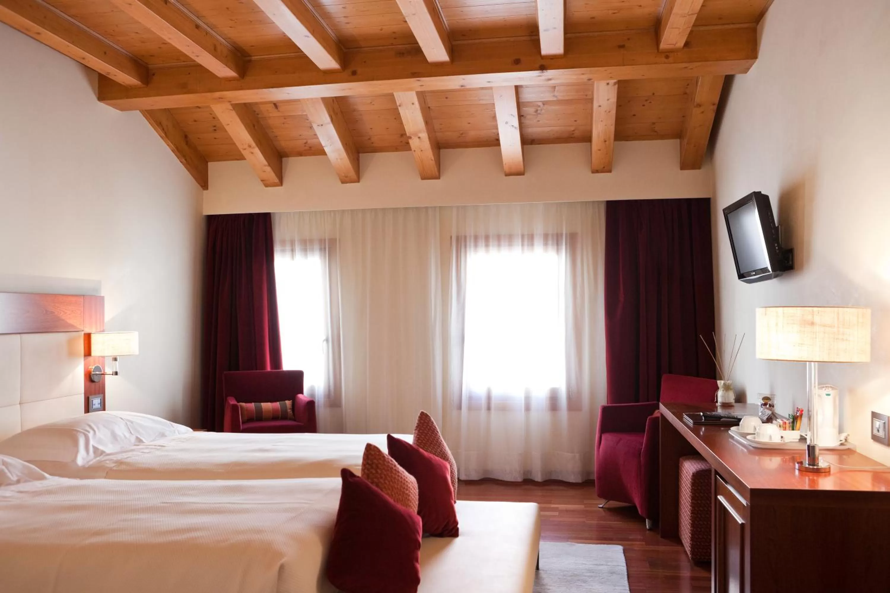 Bed in Al Tezzon Hotel