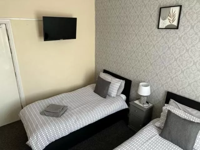 Bedroom, Bed in The Grosvenor Free house