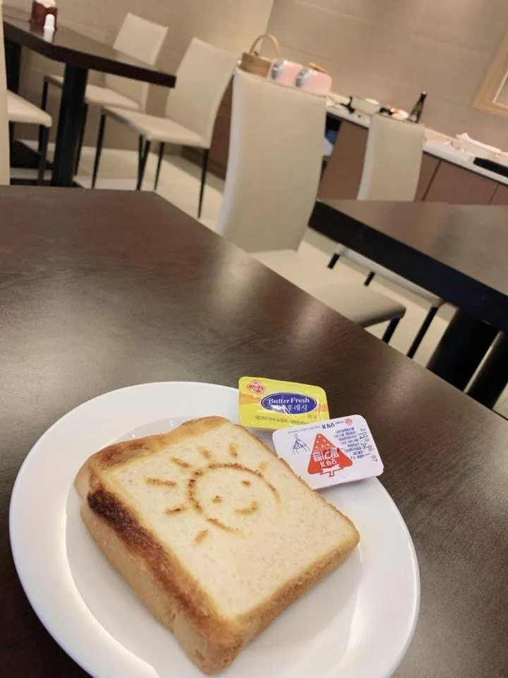 Changwon AT Business Hotel