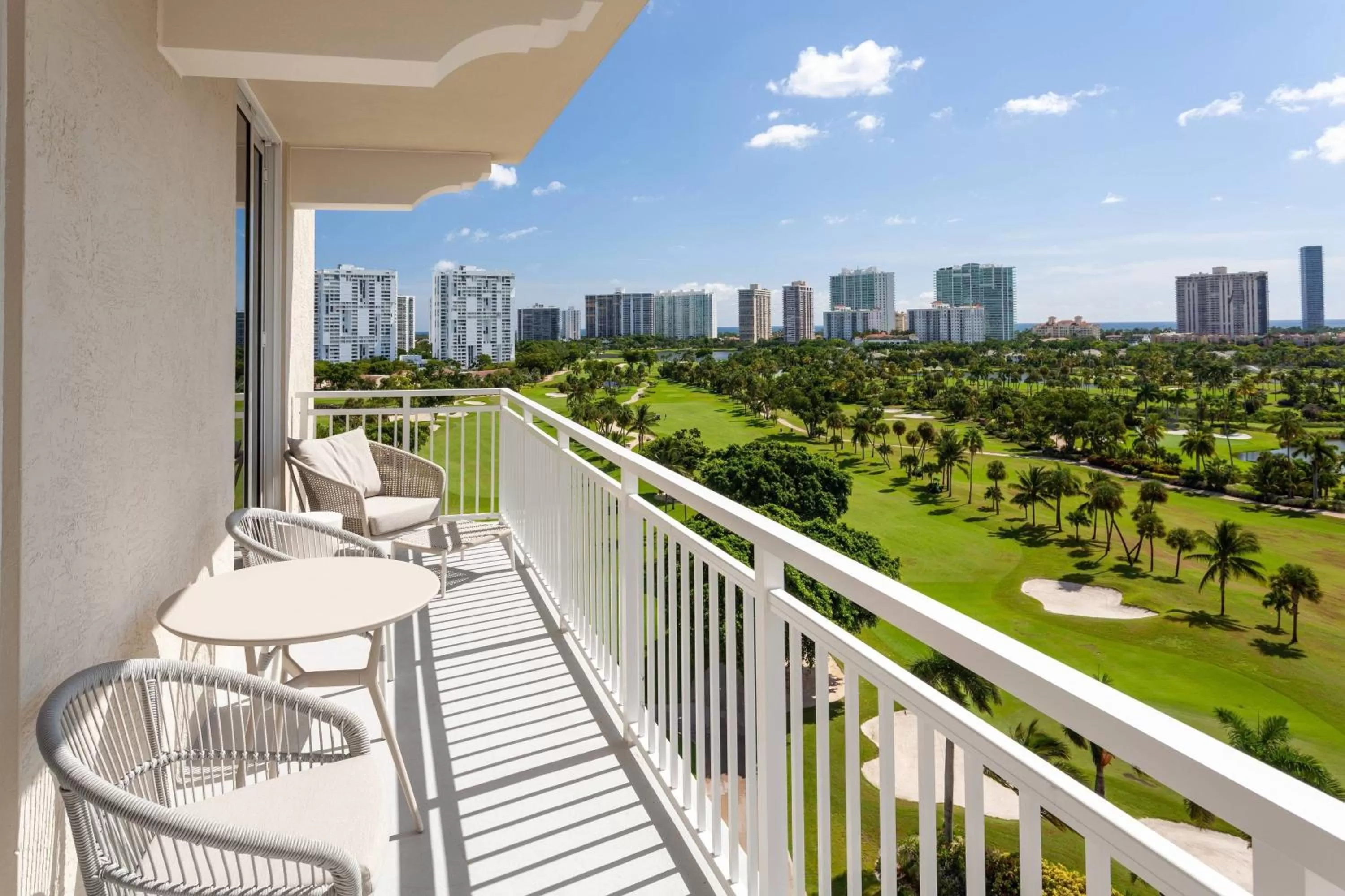 Bedroom in JW Marriott Miami Turnberry Resort & Spa