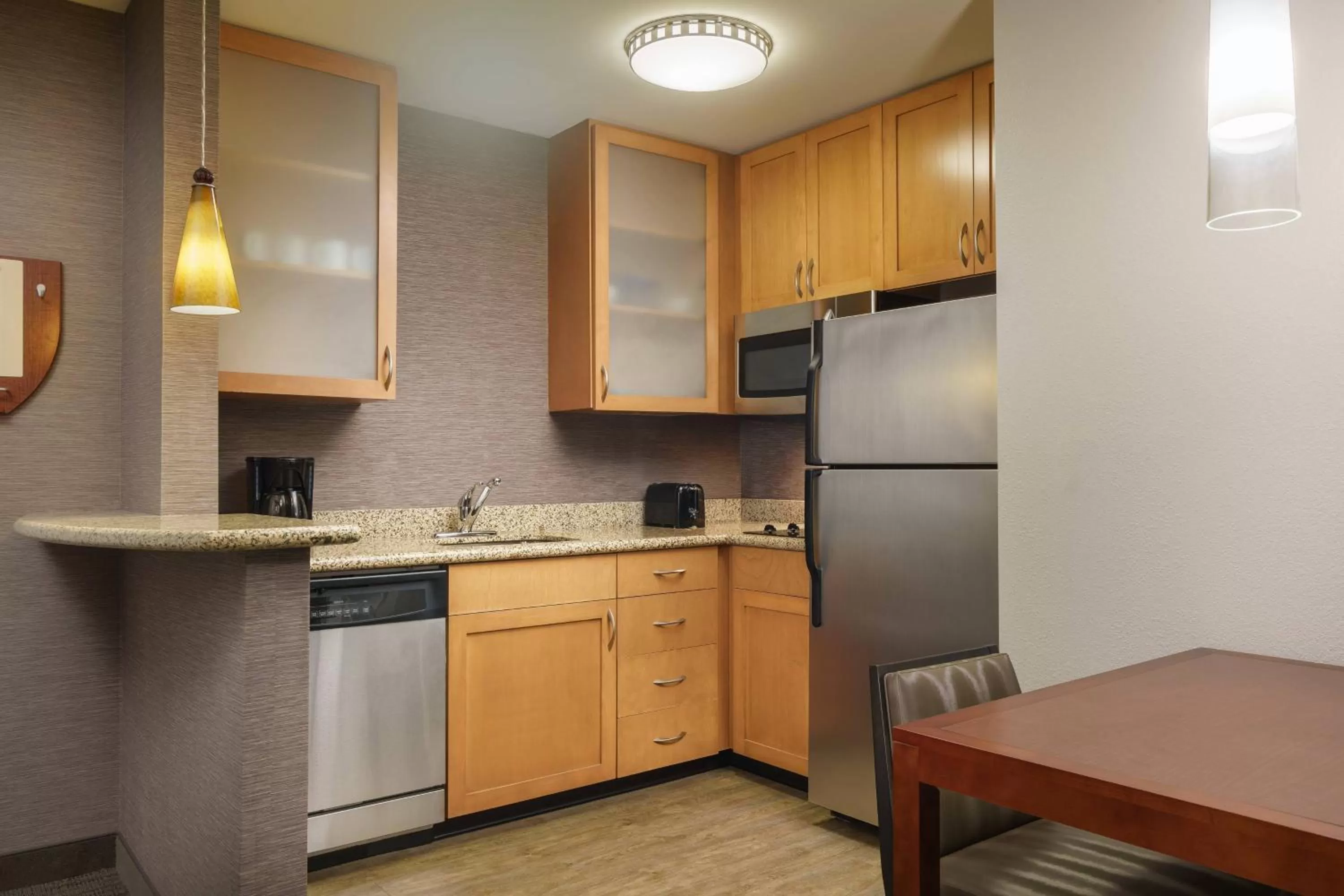 Kitchen or kitchenette in Residence Inn by Marriott Charleston North/Ashley Phosphate