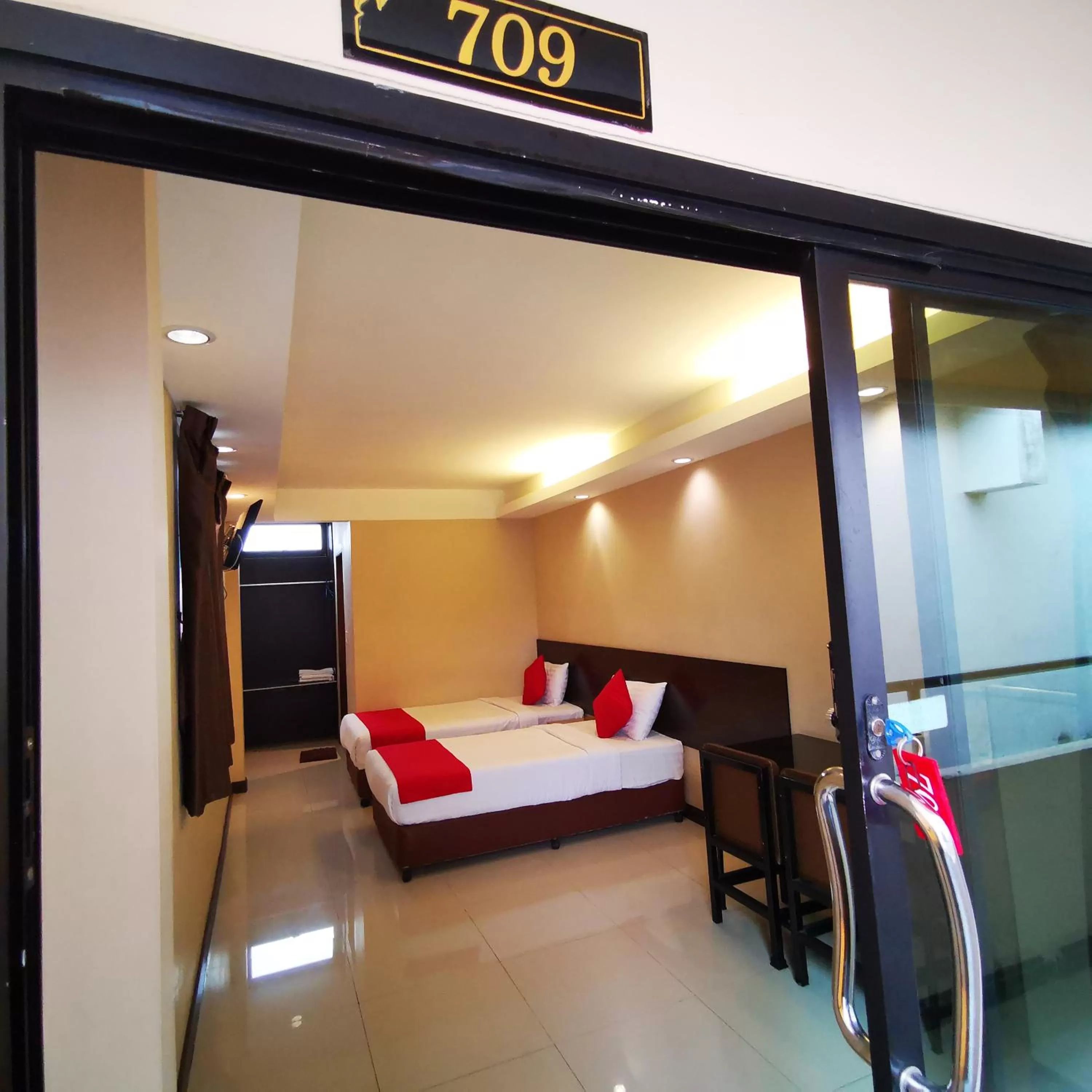 Bed in KKinn South Pattaya