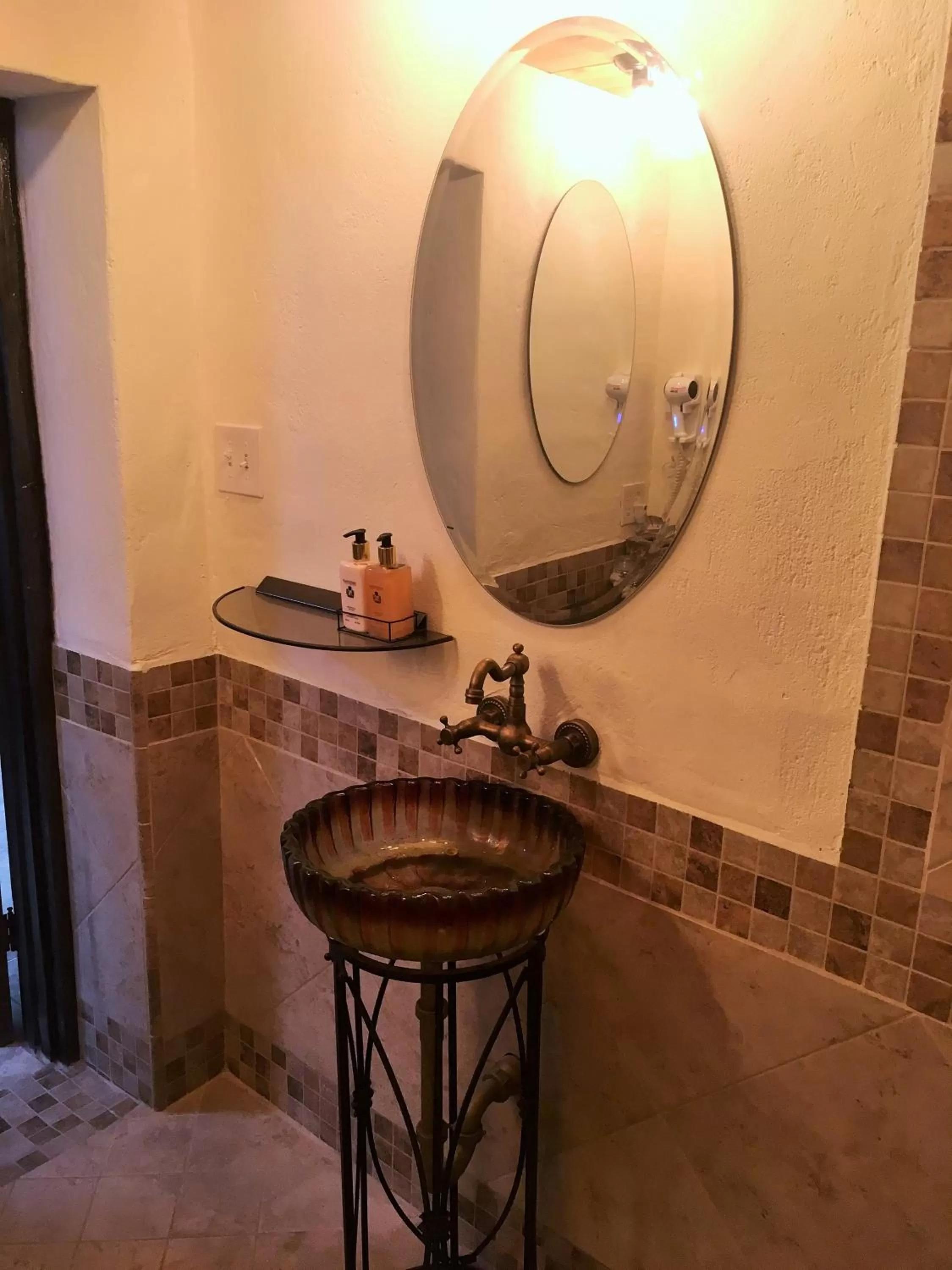 Bathroom in Capri Beach Hotel