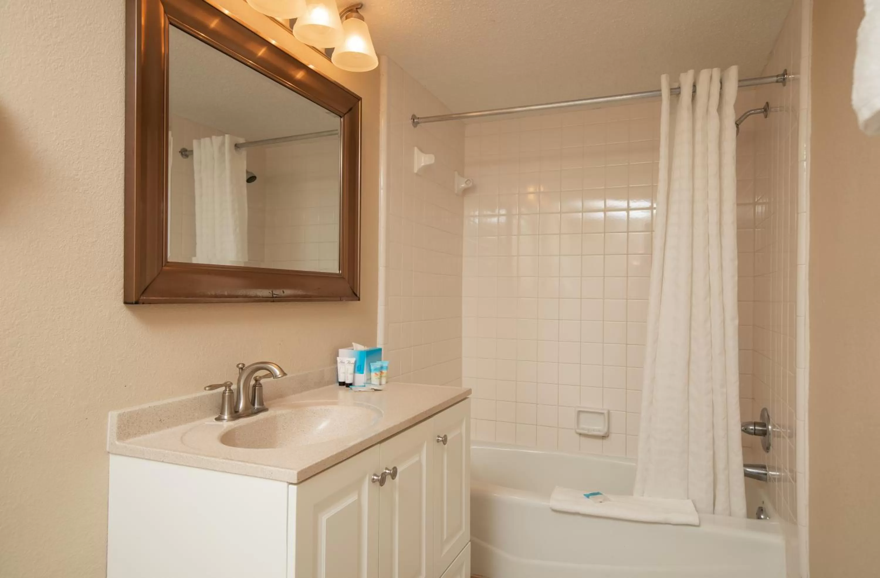 Bathroom in Grande Shores