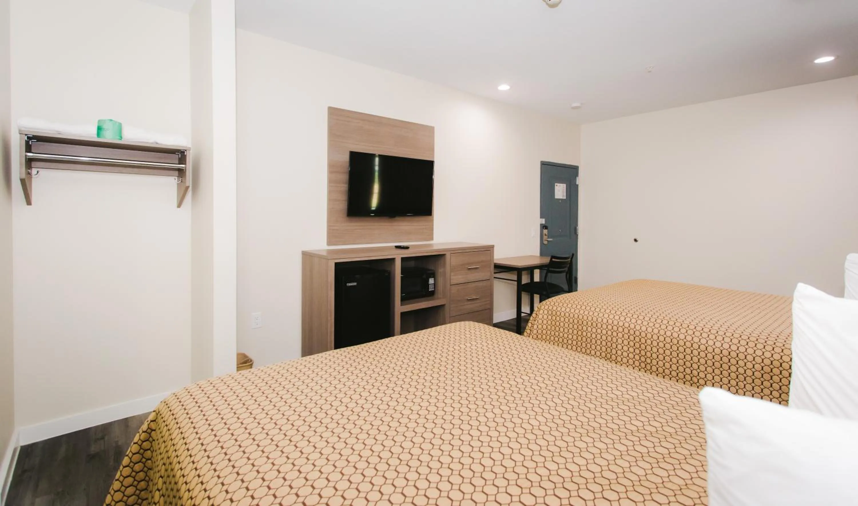 Bed in Palace Inn- Louetta