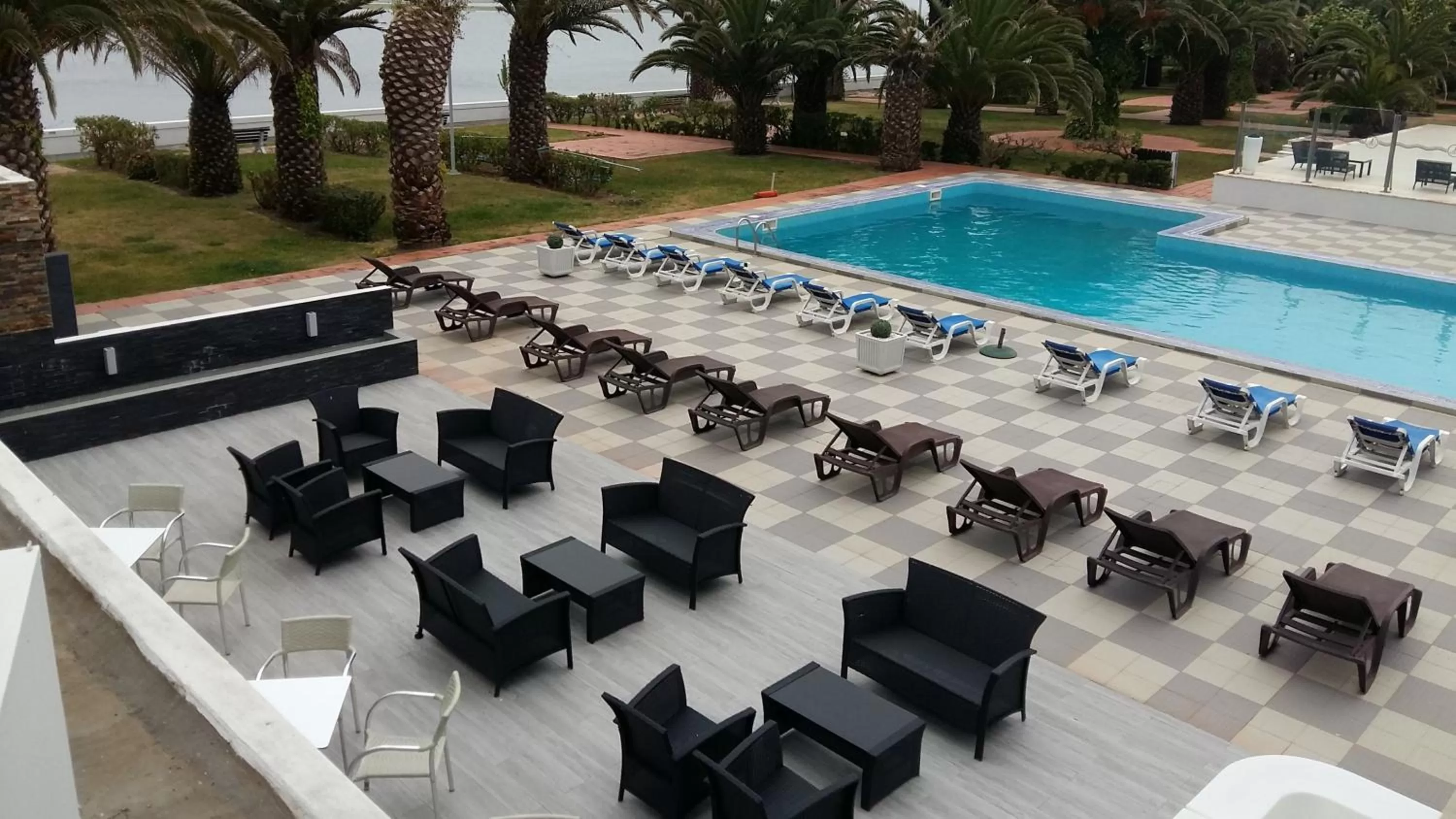 Swimming pool in Riabela Inn