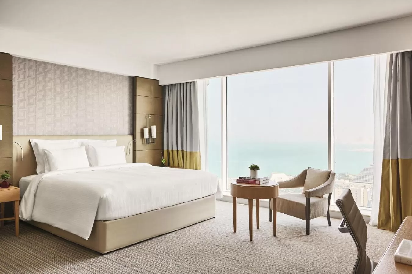 View (from property/room), Bed in Pullman Doha West Bay
