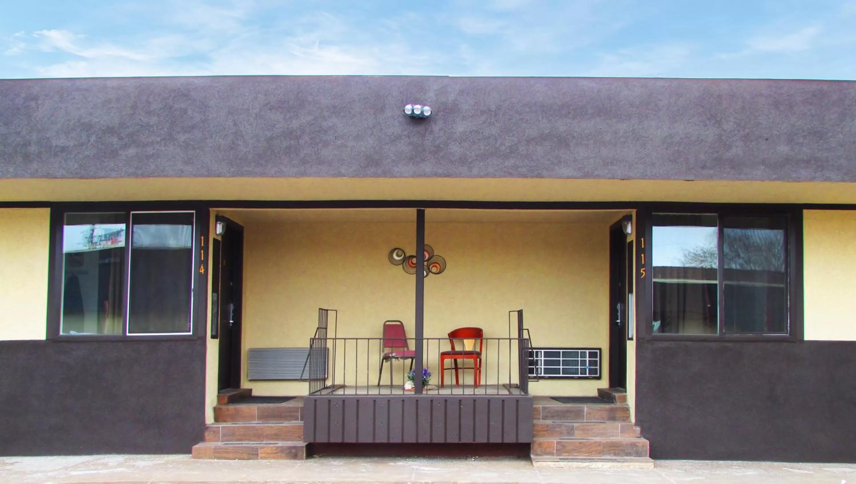 Property building in Mountain Star Inn