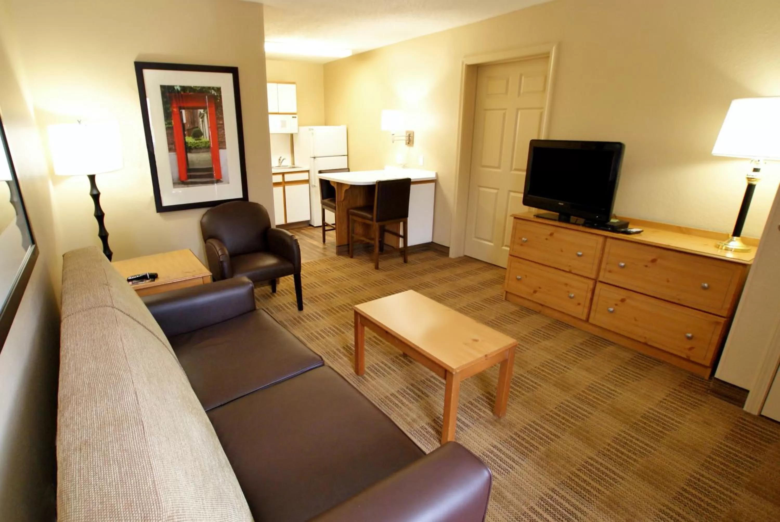 TV and multimedia in Extended Stay America Select Suites - Atlanta - Cumberland Mall