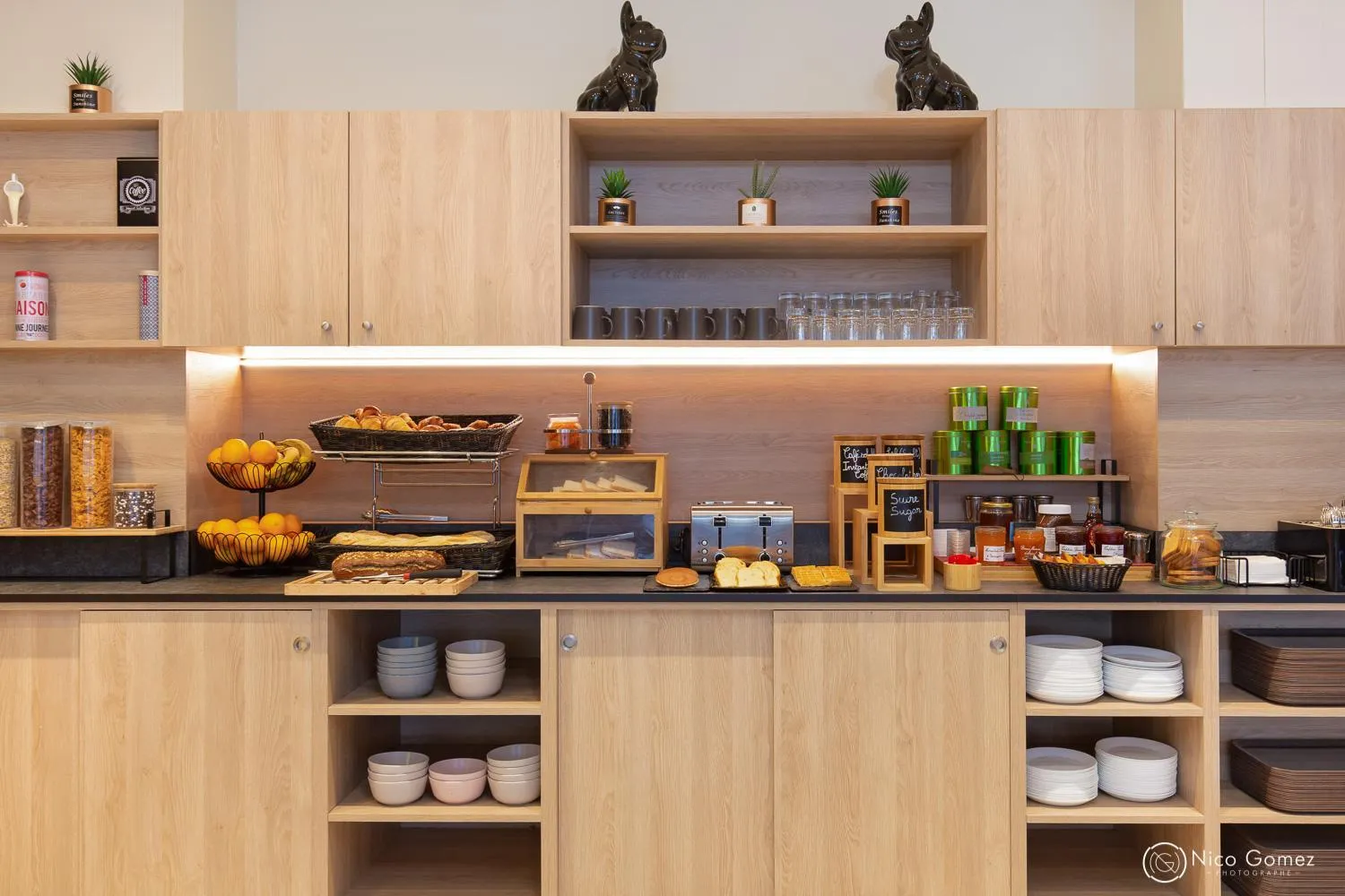 Coffee/tea facilities in ibis Styles Cannes Le Cannet